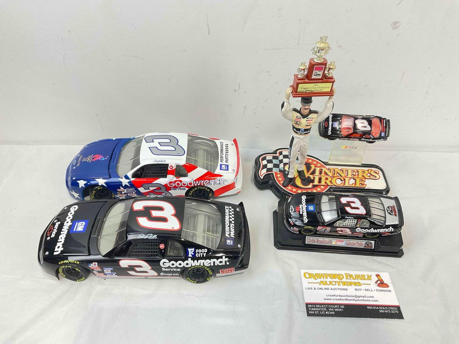 4 pcs Vintage Dale Earnhardt Memorabilia, incl. Die Cast Metal Model Cars & More! See pics. (1 of 11)