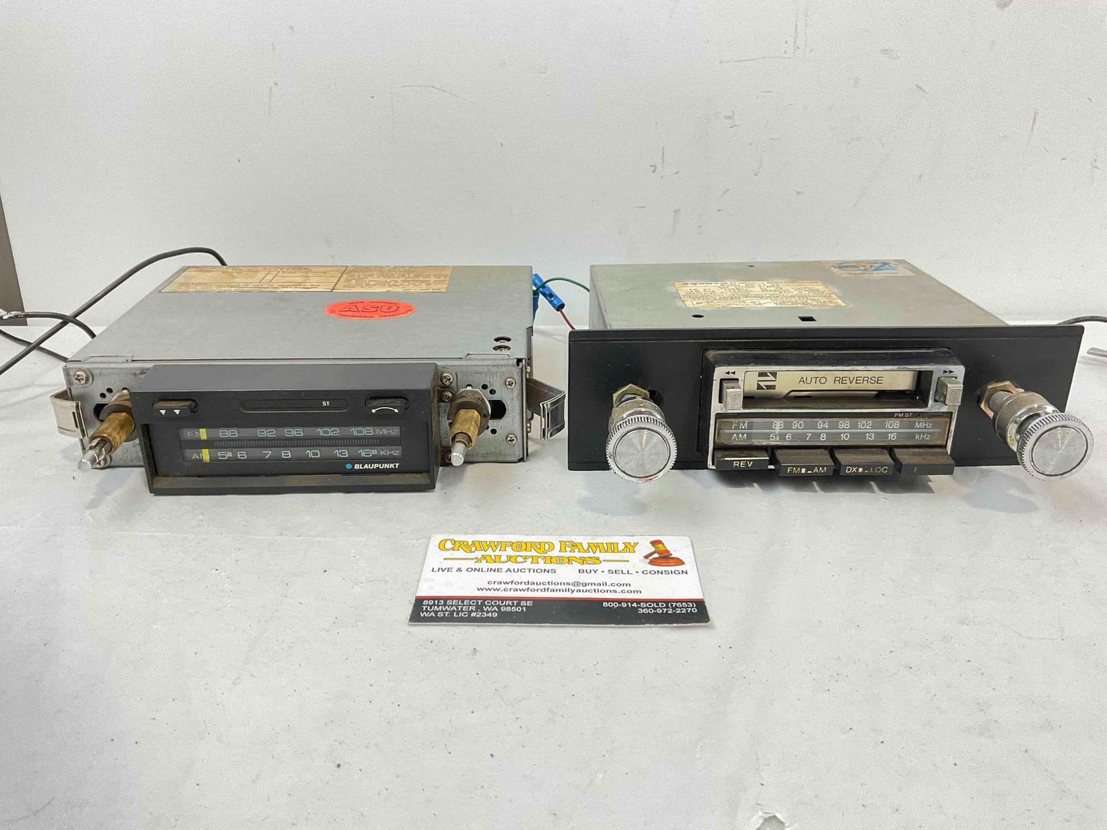 2 pcs Vintage Car Radios, incl. Blauplunkt Model CR-8000 & Sanyo Model Ft-C6. Untested.: 2 pcs Vintage Car Radios, incl. Blauplunkt Model CR-8000 & Sanyo Model Ft-C6. Untested, unable to test, condition as is. Larger measures 8" x 5" x 2" DM-5360 