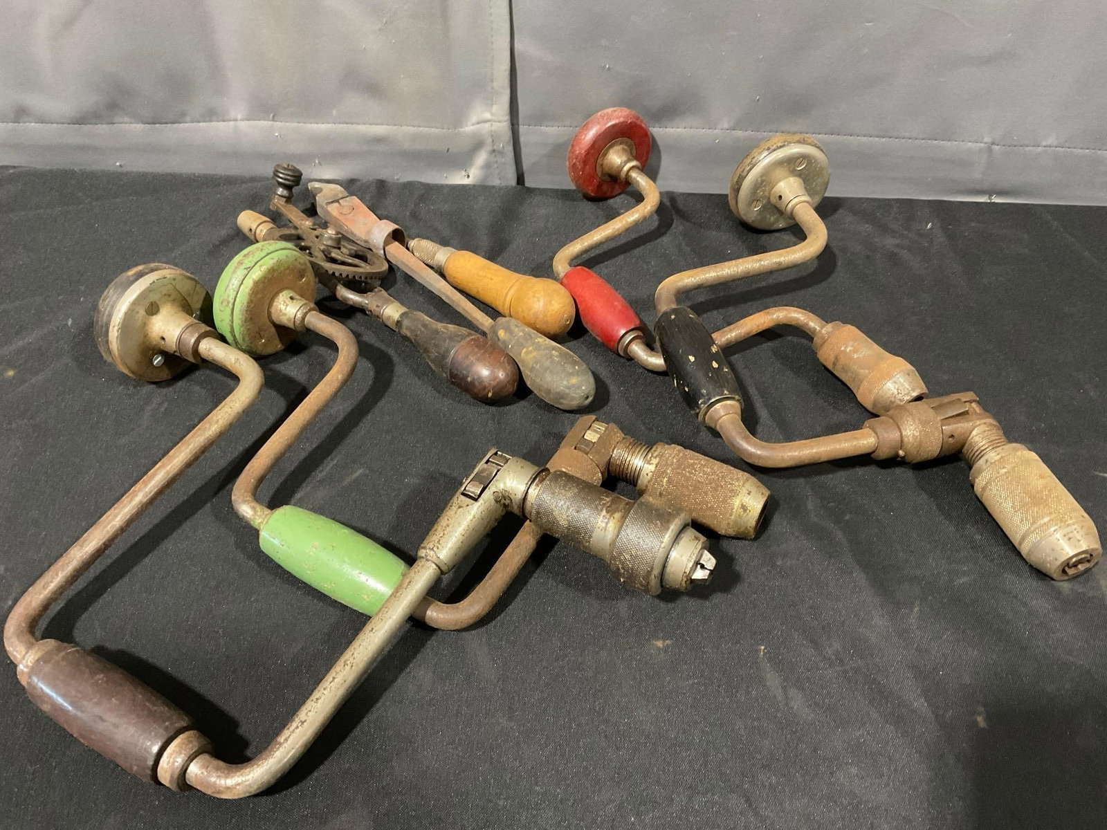 Set of 5 Vintage Hand Crank Drills, & more tools, by Stanley and more: Appears to be in good shape. The pieces fit in a box that measures approx 12h x 15w x 11d inches. See pics. E-5360