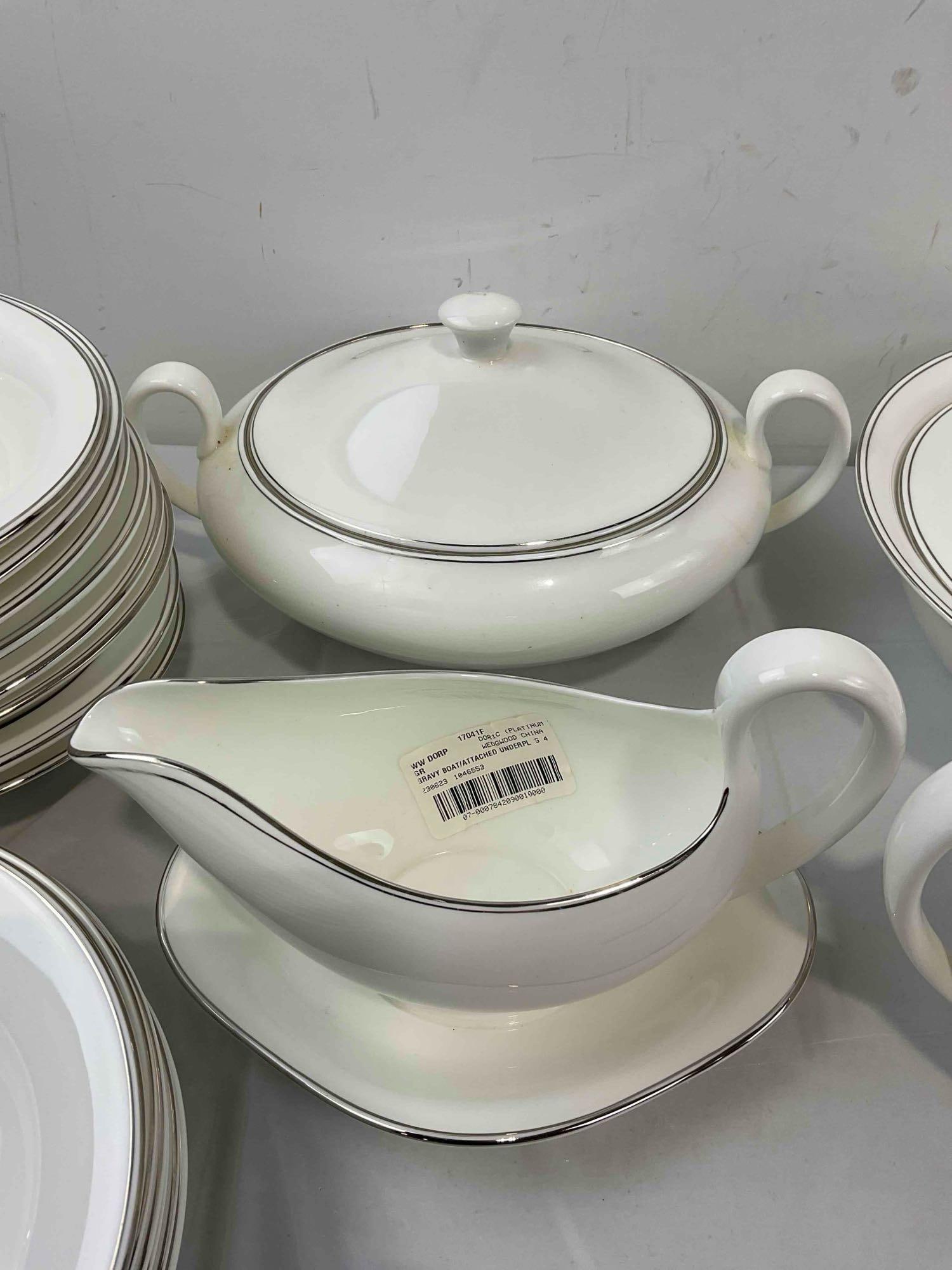 25 pcs Wedgwood White China Dish Set in Doric Pattern w/ Silver Trim. Very Good Condition. - 3
