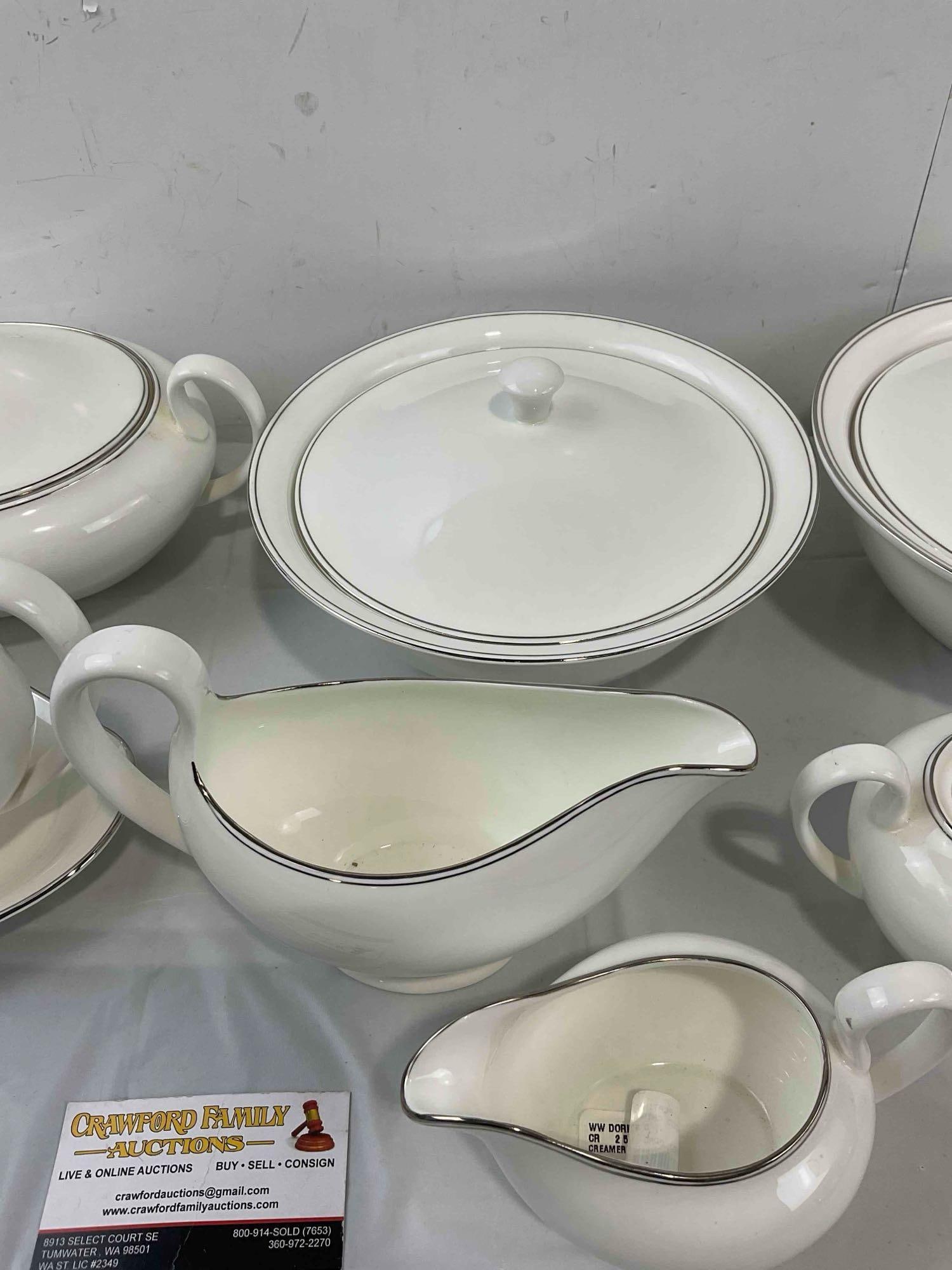 25 pcs Wedgwood White China Dish Set in Doric Pattern w/ Silver Trim. Very Good Condition. - 4