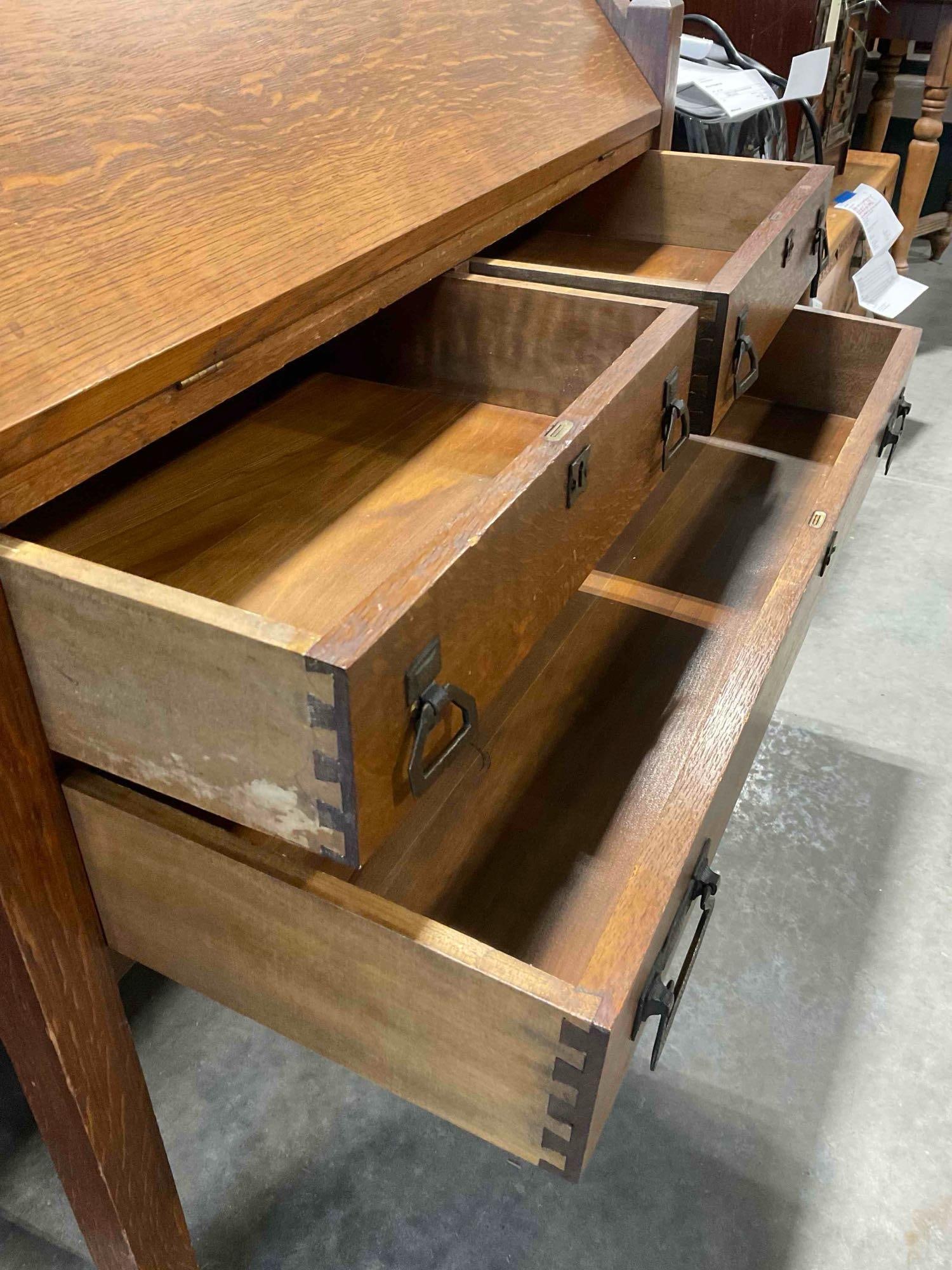 Antique Mission Style Slant Front Quarter Sawn Oak Slant Front Desk. Very Good Condition. - 6