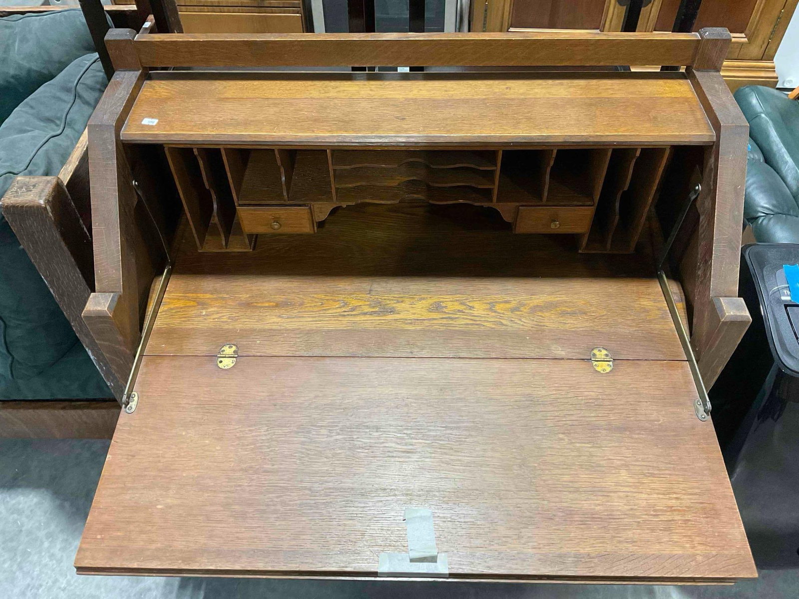 Antique Mission Style Slant Front Quarter Sawn Oak Slant Front Desk. Very Good Condition. - 7