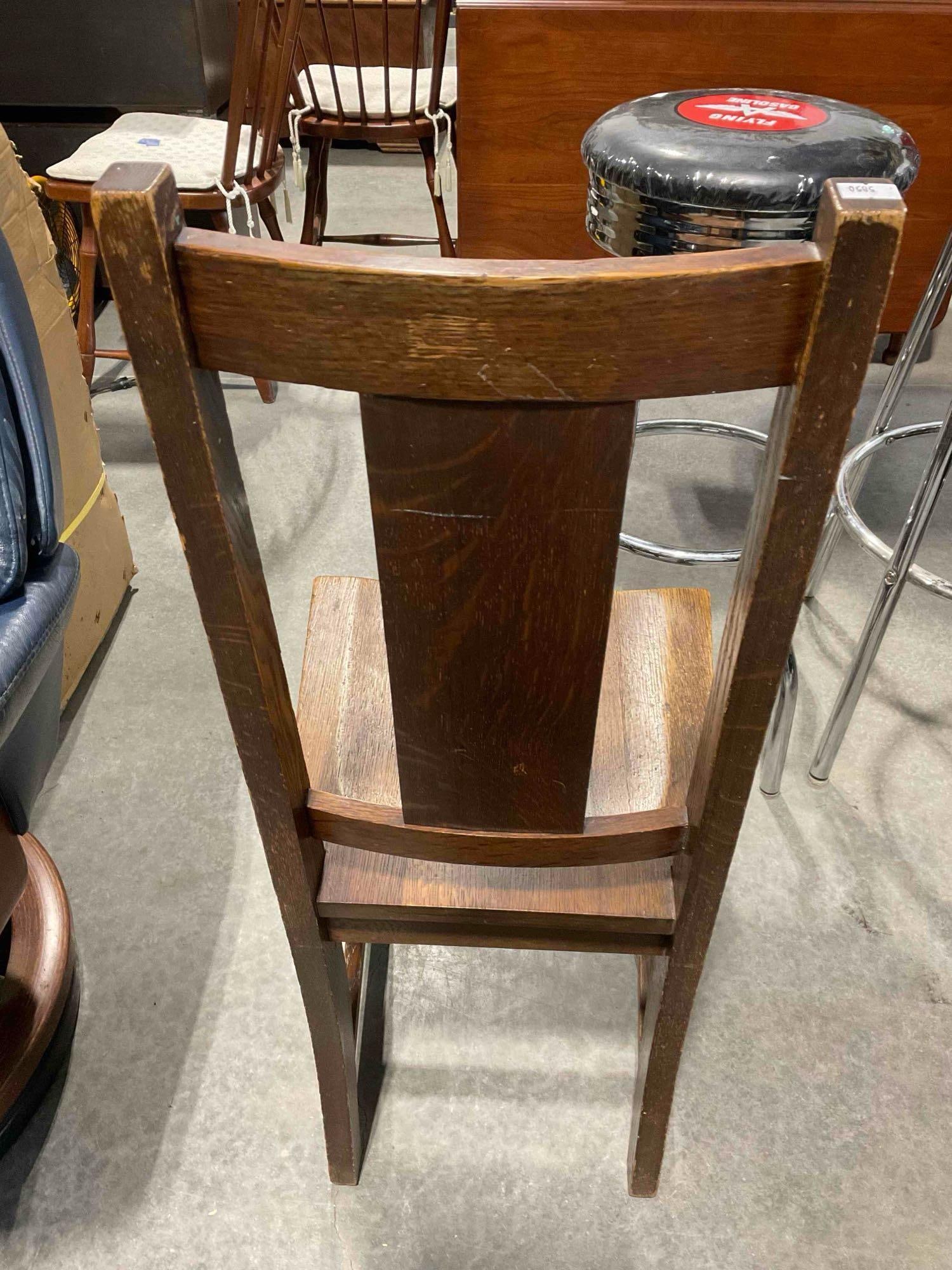 Handsome Antique Arts & Crafts Style Quarter Sawn Oak Wood Chair. Very Good Condition. See pics. - 4