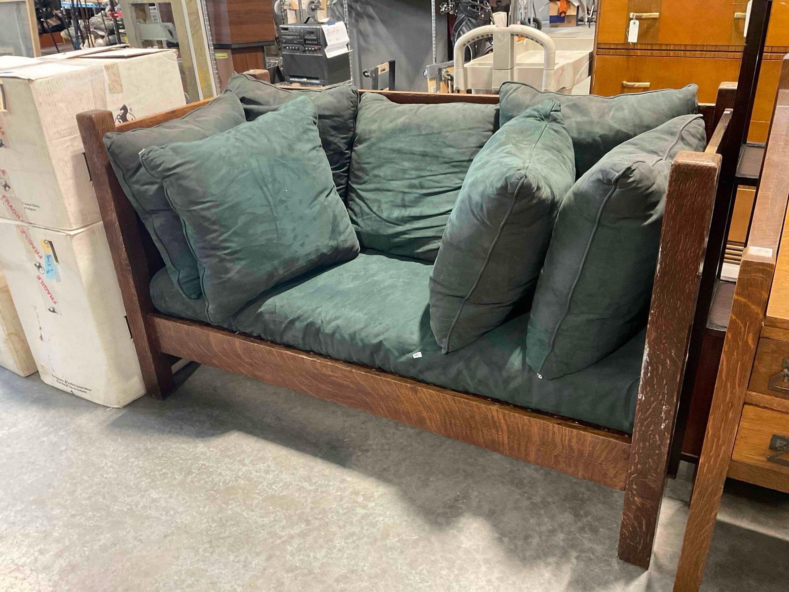 Antique Arts & Crafts Style Quarter Sawn Oak Settle Sofa w/ Green Cushions. Very Good Cond. - 2
