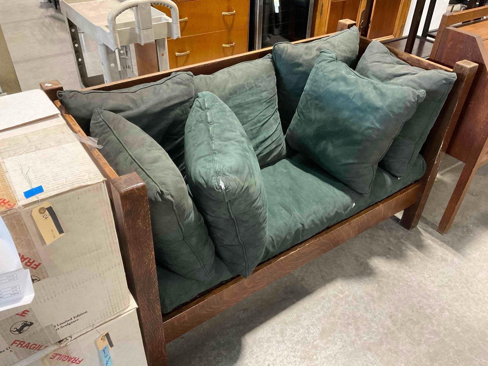 Antique Arts & Crafts Style Quarter Sawn Oak Settle Sofa w/ Green Cushions. Very Good Cond. - 3