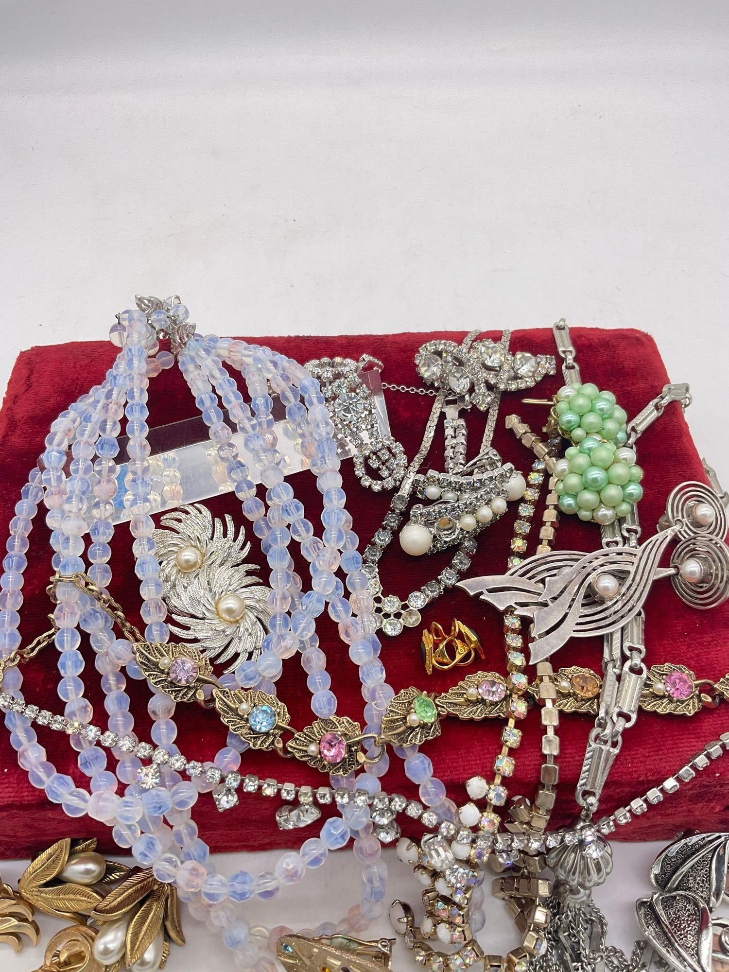 7x vintage MC multi colored Rhinestone, Gold & silver toned necklaces, Bracelets & earrings & sig... - 4