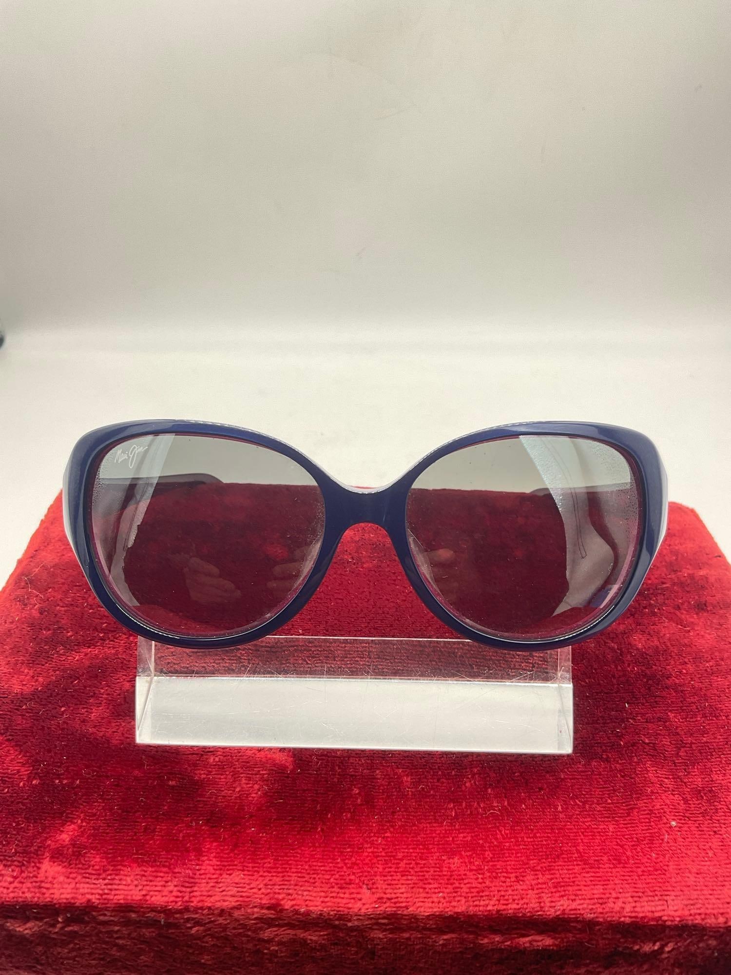 Pair of Vintage Maui Jim Womens Sunglasses w/ Dark Blue & purple Frames - 2