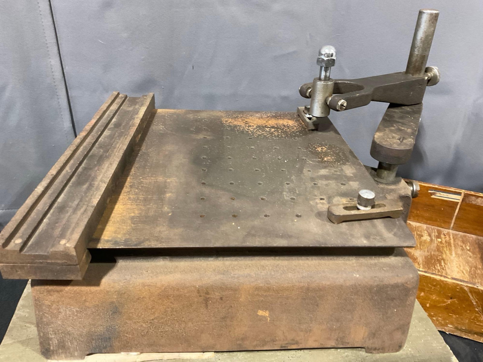 Heavy Cast Iron Mico Instrument #252 E.A. Kinsey Pantograph Engraving Machine - 2