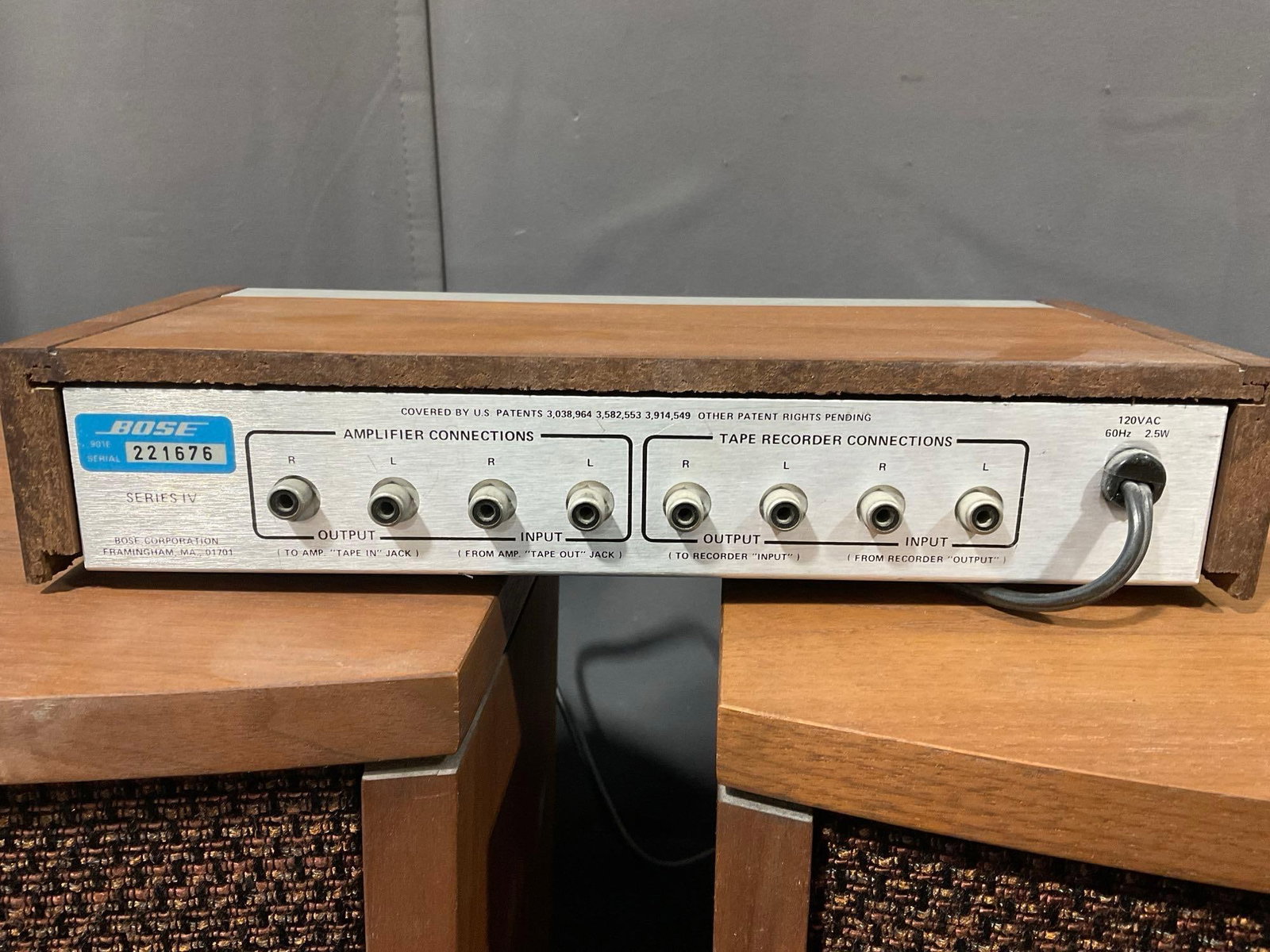 Pair of 1970s Bose 901 Series IV Speakers & Active Equalizer - 3