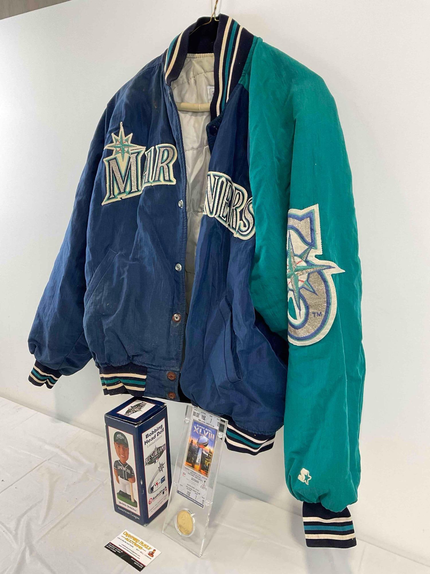 3 pcs Sports Memorabilia, incl. Vintage Diamond Collection by Starter Mariners Jacket, Size M. - 3