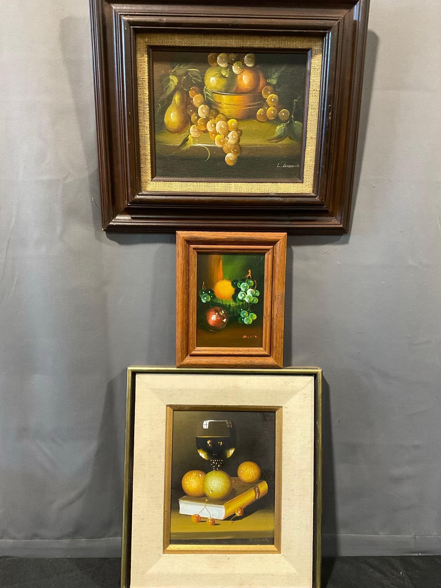 3 Signed OIl on Canvases, Traditional Still Life w/Grapes & Fruit, all together 16x18x4 inches: Appears to be in good shape. The piece measures approx 16h x 18w x 4d inches. See pics. E-5830