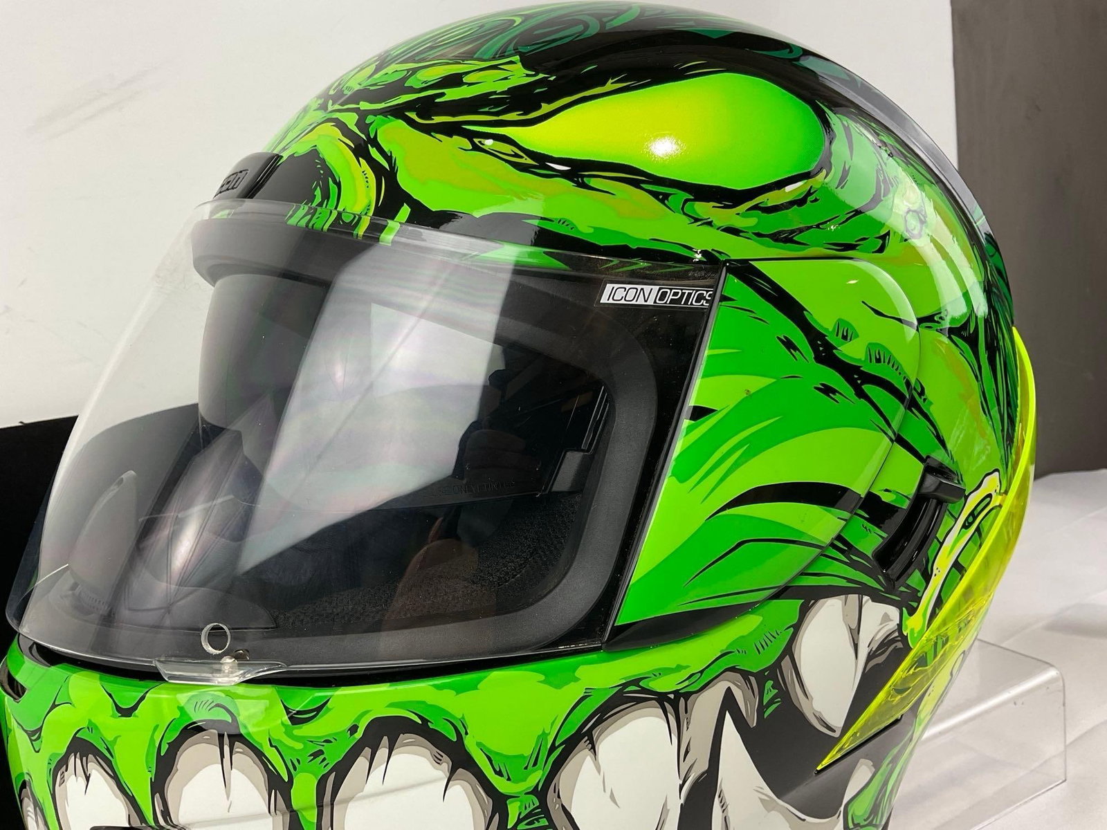 Icon Airform Manikr Motorcycle Helmet, Size 2XL, Green monster design, w/extra visor - 7