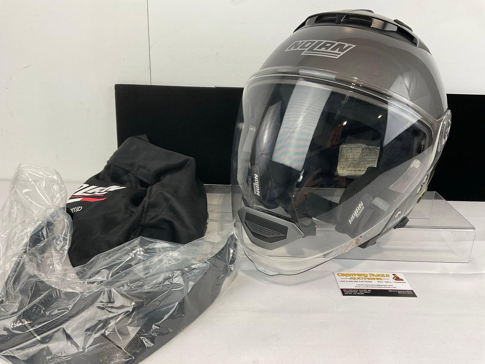 Nolan N44 EVO Modular Motorcycle Helmet, Full Face w/visor & bag: Appears to be in good shape. The piece measures approx 14h x 15w x 11d inches. See pics. E-5910