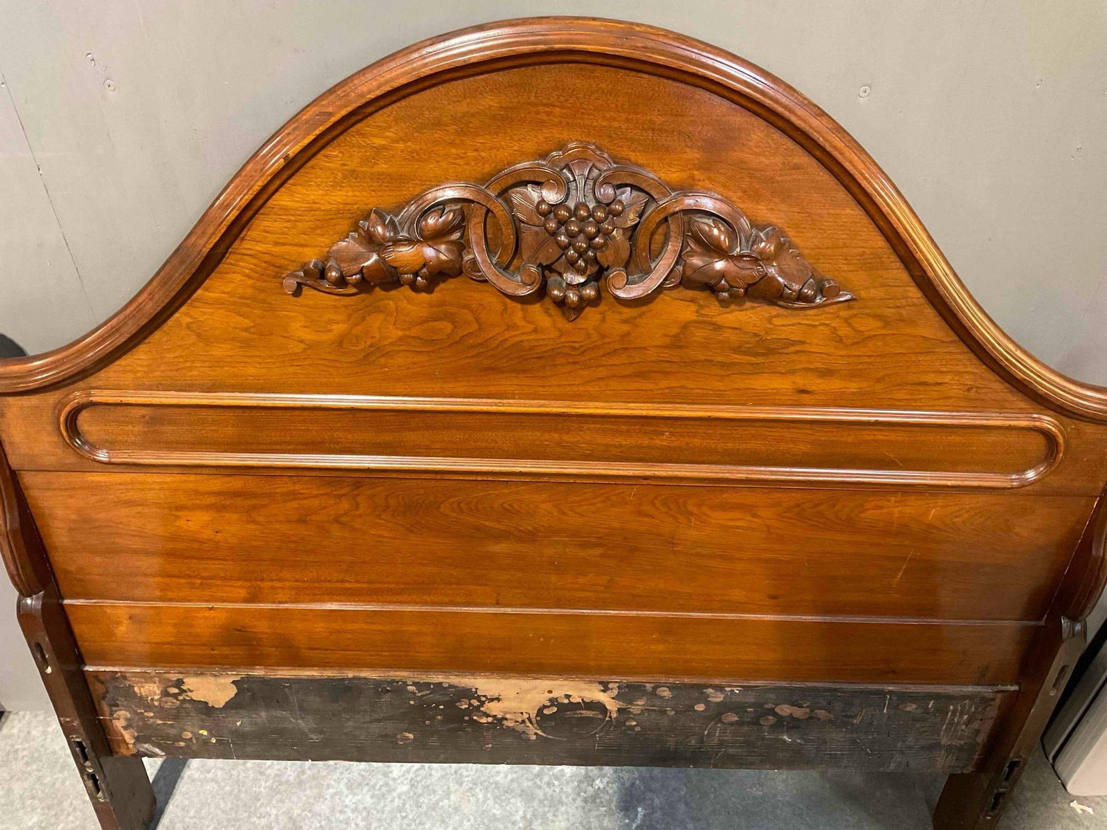 Sweet Antique Mahogany Wood Full Bed Frame w/ Carved Grape Motif. Good Condition. See pics. - 6