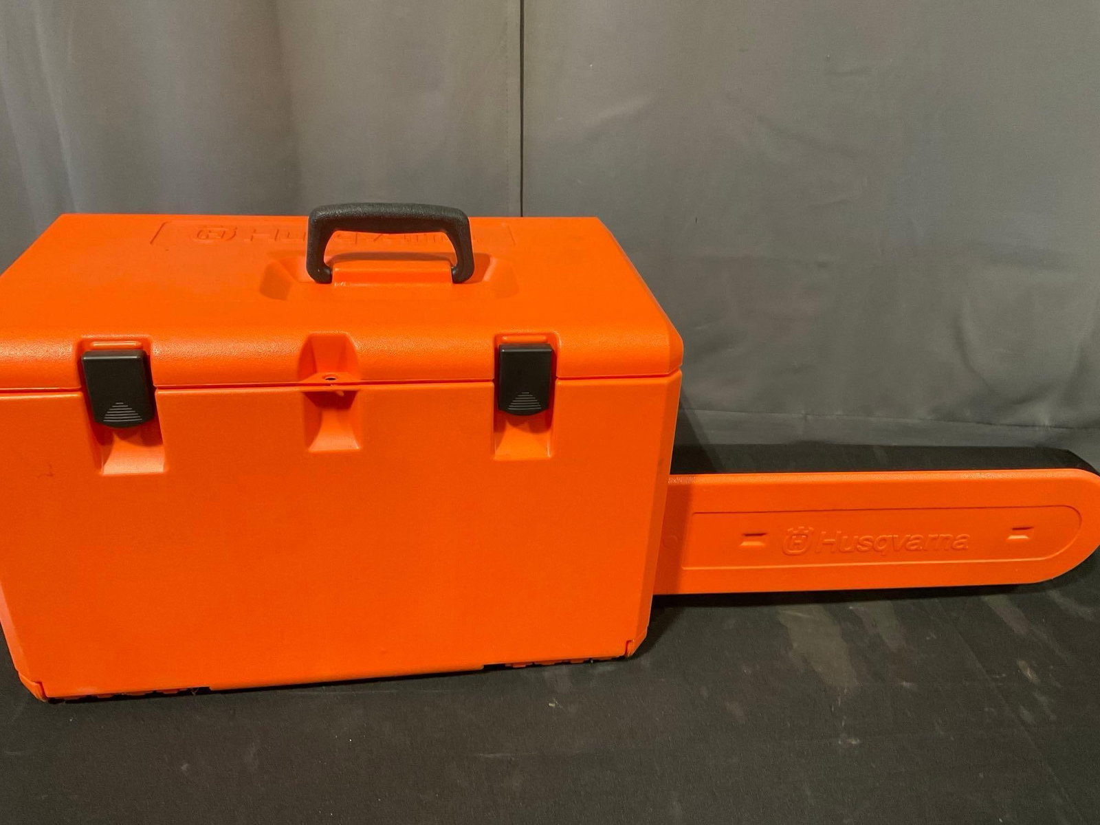 Husqvarna AutoTune 550XP Mark II Chainsaw, 50cc engine, X-Force Blade w/case - 7
