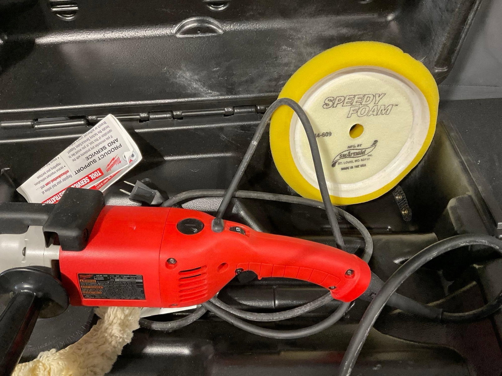 Milwaukee 7 in Polisher, cat.no.5540, tested & working w/MSA molded plastic case - 3