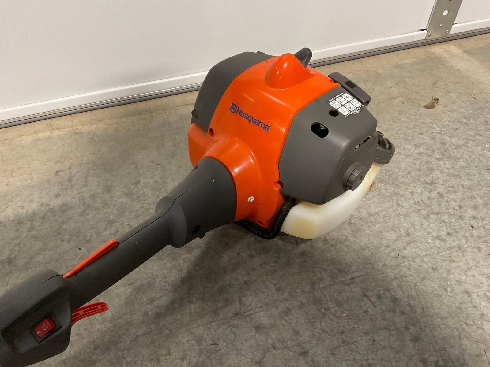 Husqvarna 128LD E-Tech Hedge Trimmer, approx 69h x 14w x 14d inches - 2