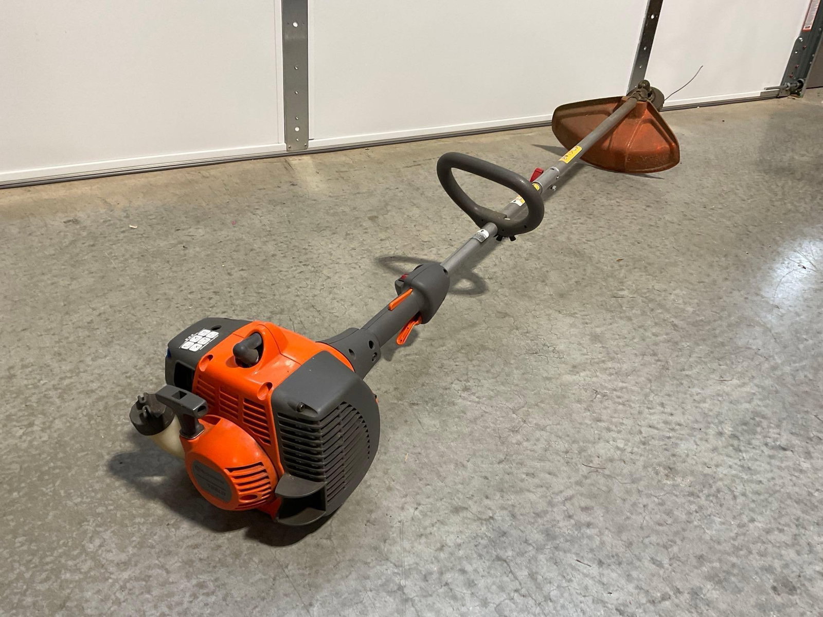 Husqvarna 128LD E-Tech Hedge Trimmer, approx 69h x 14w x 14d inches - 4