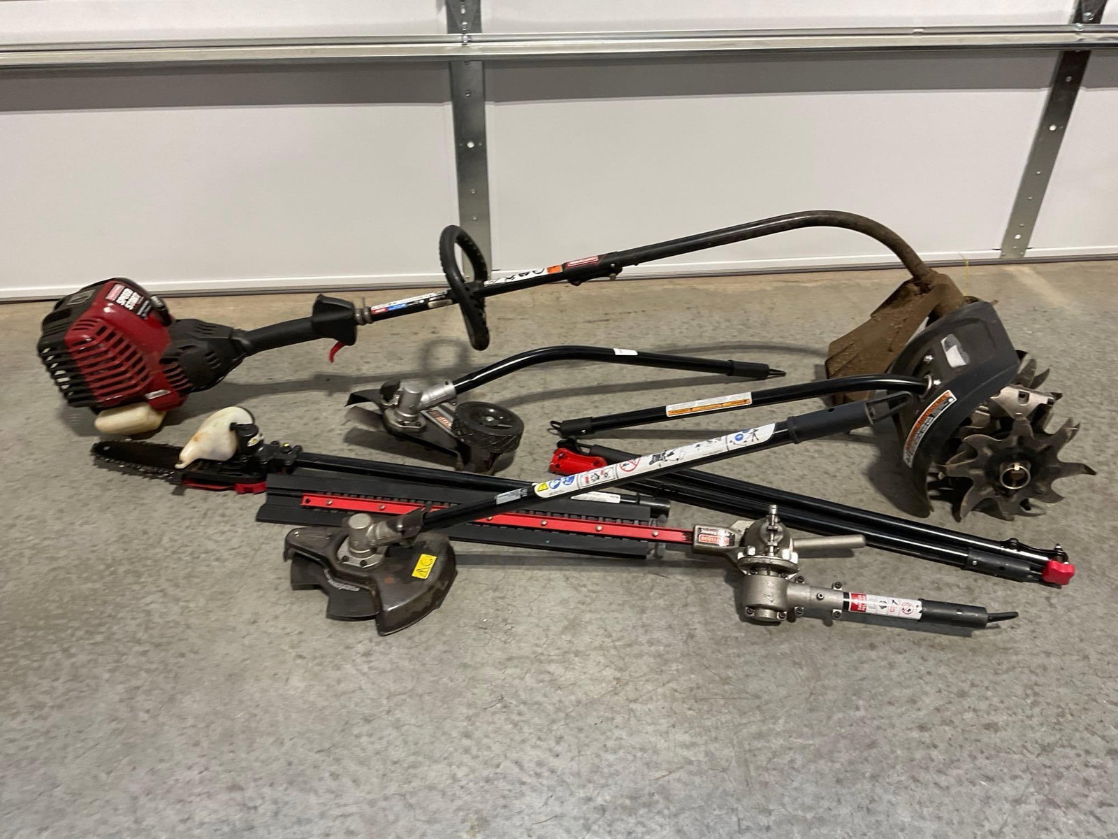 Craftsman Speed Start Weedwacker, Gas Trimmer, w/many attachments, Limber, Mulcher, Edger & more (1 of 8)