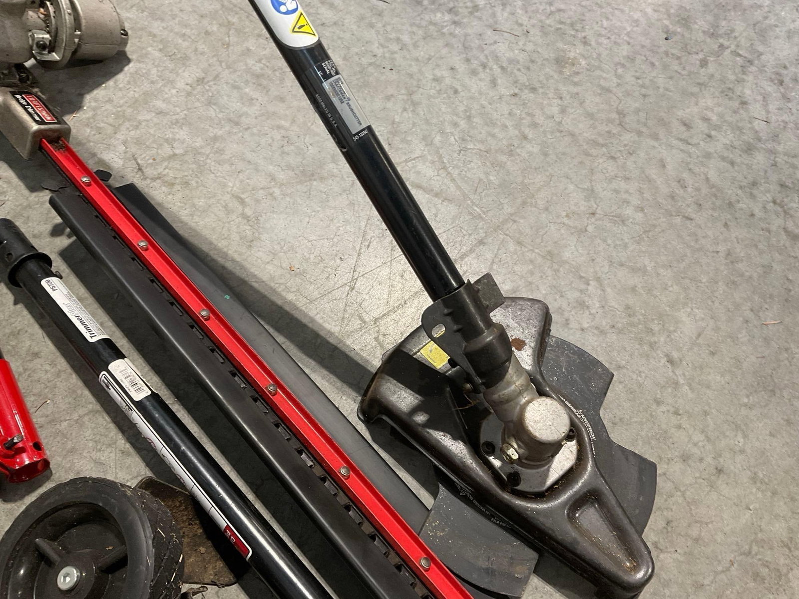 Craftsman Speed Start Weedwacker, Gas Trimmer, w/many attachments, Limber, Mulcher, Edger & more - 8