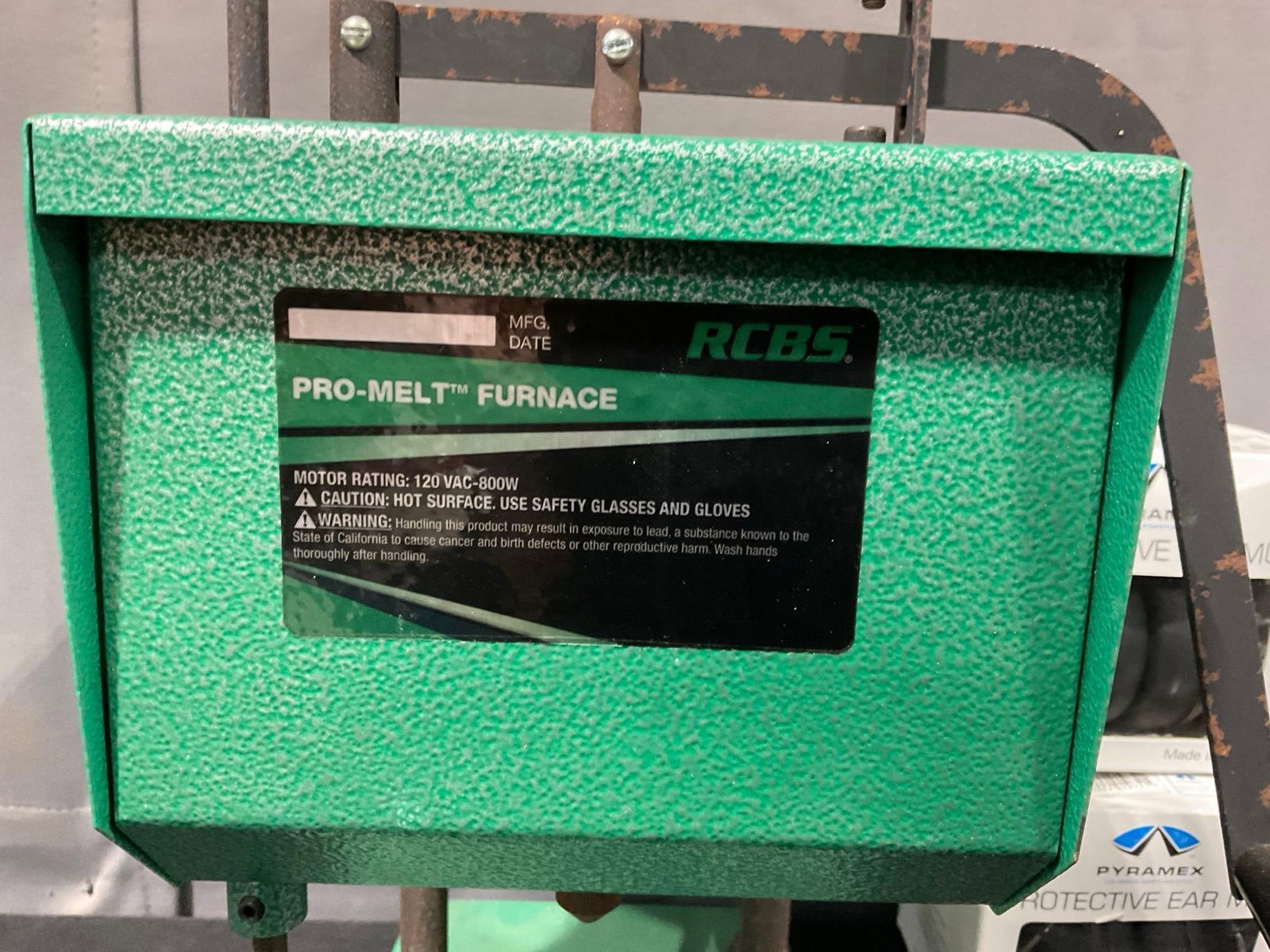 RCBS Pro-Melt Furnace, tested & working, & Pair of Pyramex Protective Ear Muffs PM5010 - 2