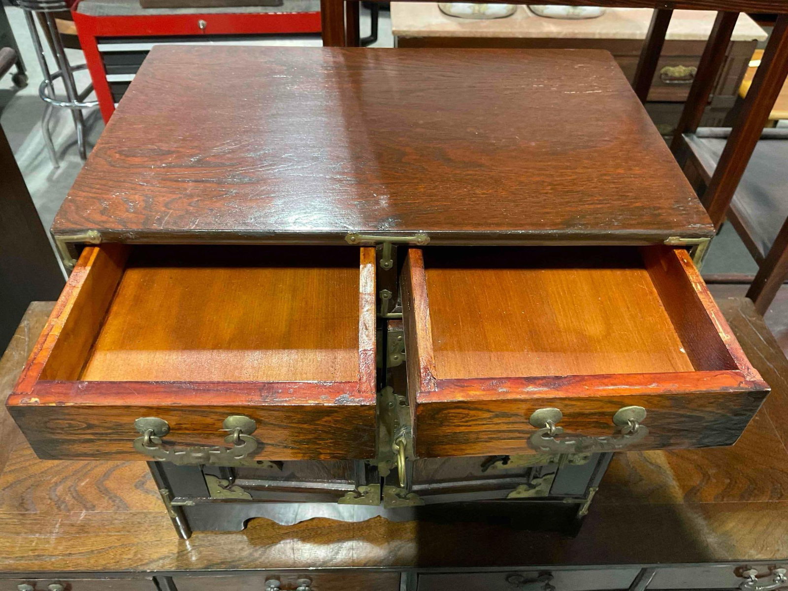Vintage Asian Style Wood Jewelry Box w/ 2 Drawers, Cupboard & Lovely Brass Details. See pics. - 4