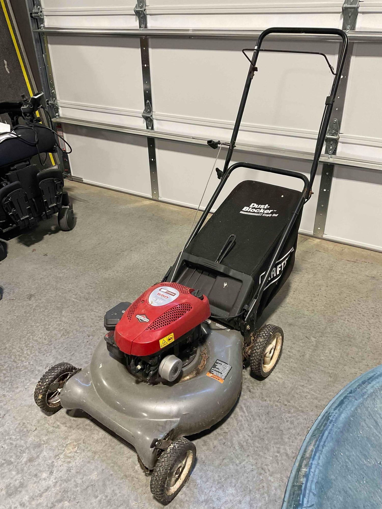 Craftsman 21" Silver Edition Gas Powered Lawnmower w/ Briggs & Stratton Engine. Works. - 4
