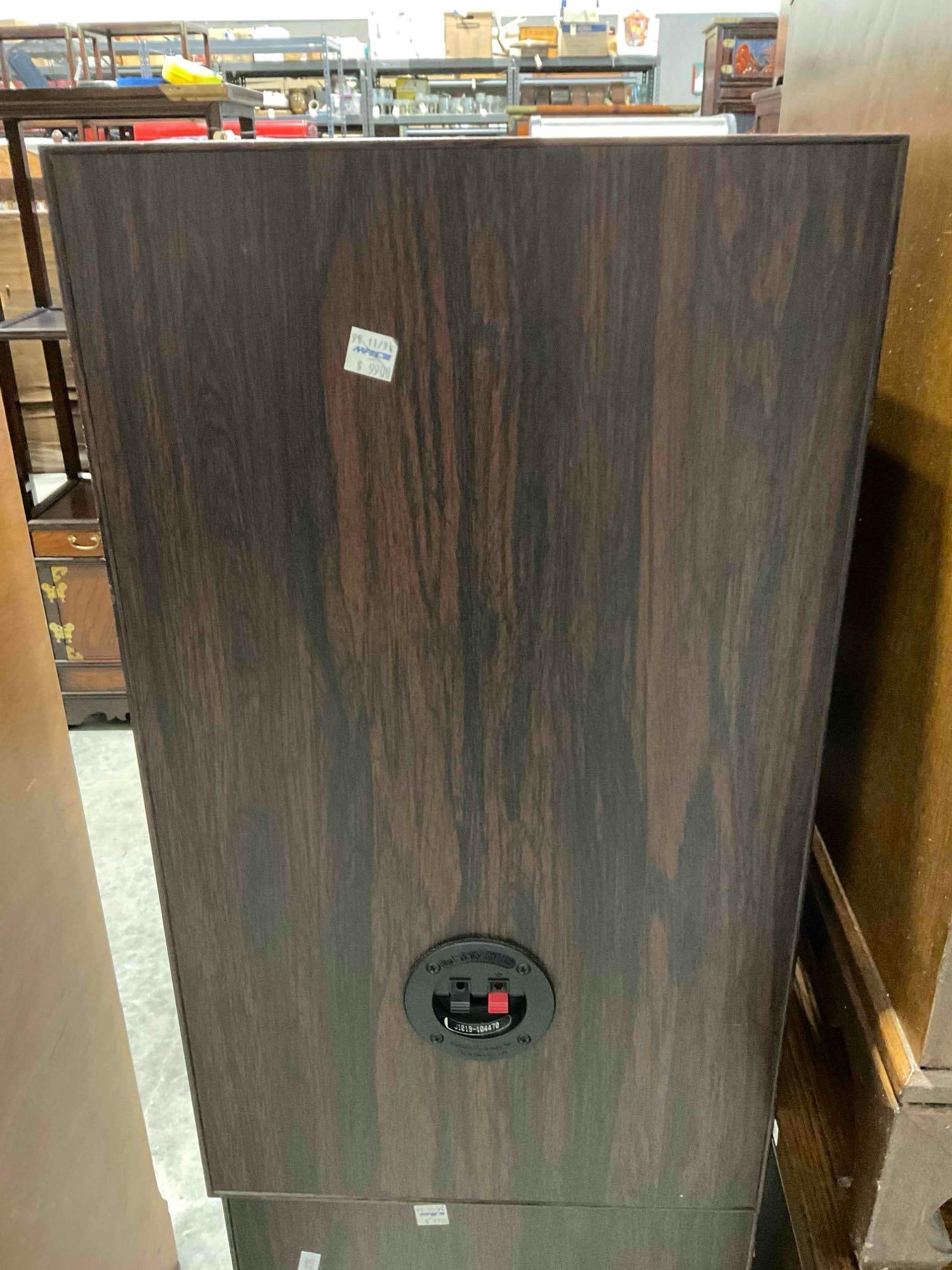 Pair of Vintage Infinity SM 102 Floor Speakers. Untested, As Is. See pics. - 5