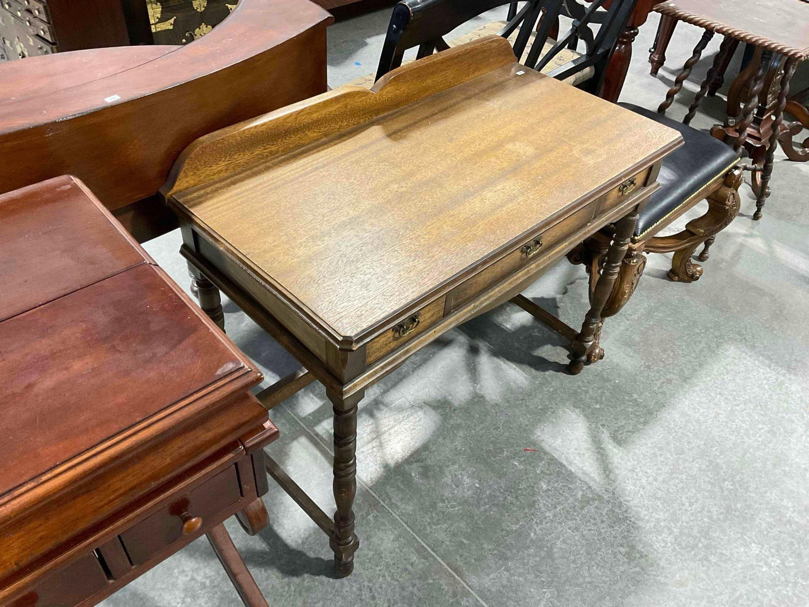 Vintage Mahogany? Finish Wood Writing Desk w/ 3 Drawers. Measures 37" x 19" x 32" Good Condition. - 3