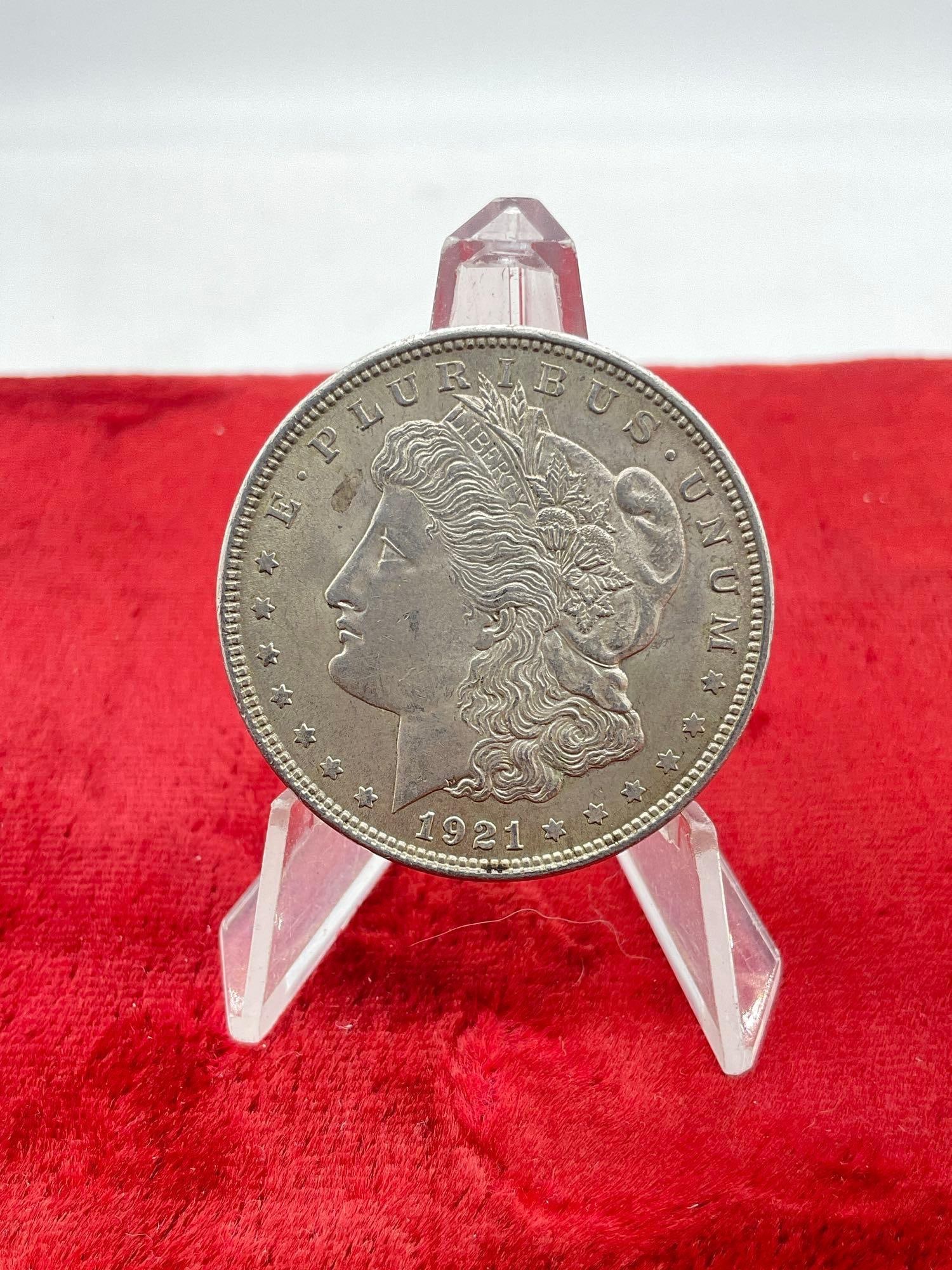 Antique 1921 Silver Morgan Dollar Vam Variety w/Die break on the reverse though bottom of coin: C-5880 Nice Coin