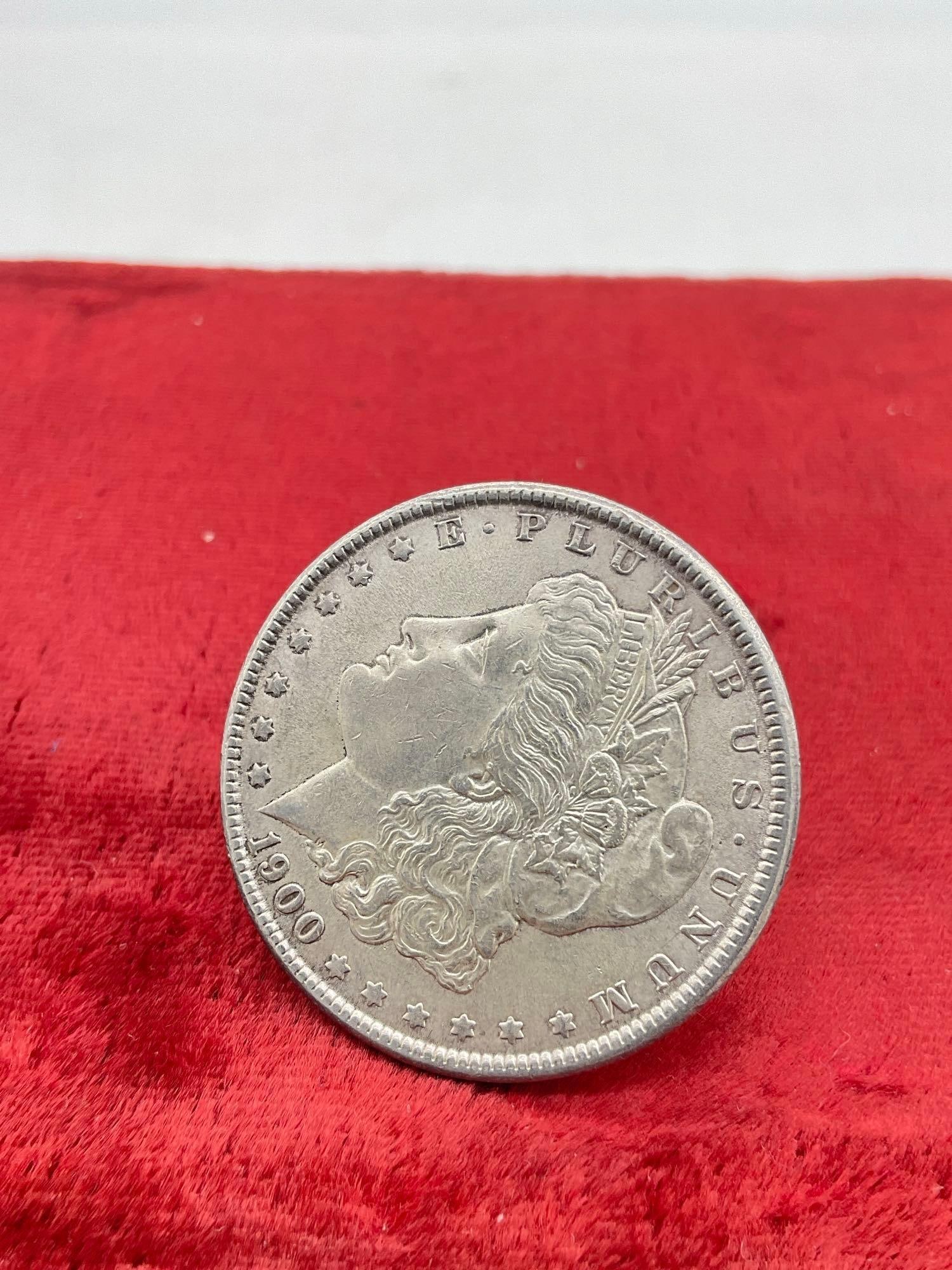 Antique 1900 Silver Morgan Dollar coin is in nice condition see pics - 3