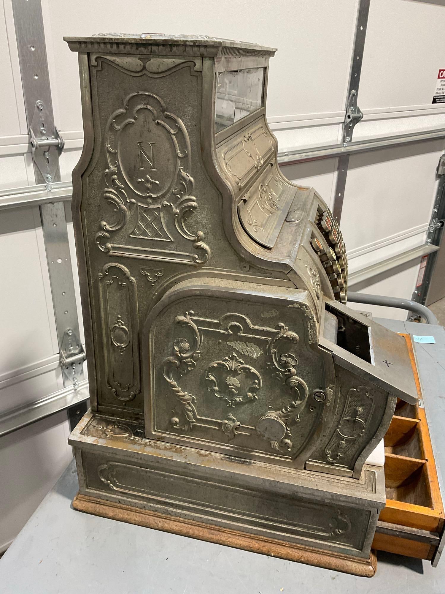 Antique 1917 National Cash Register Co. quite heavy, no key, cast metal construction - 6