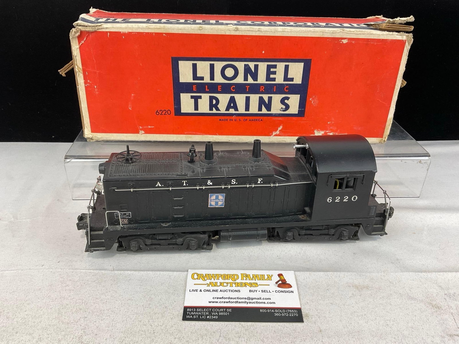 Vintage 1950s Lionel Electric Train, A.T.& S.F. #6220, O-Scale Locomotive w/box (1 of 7)