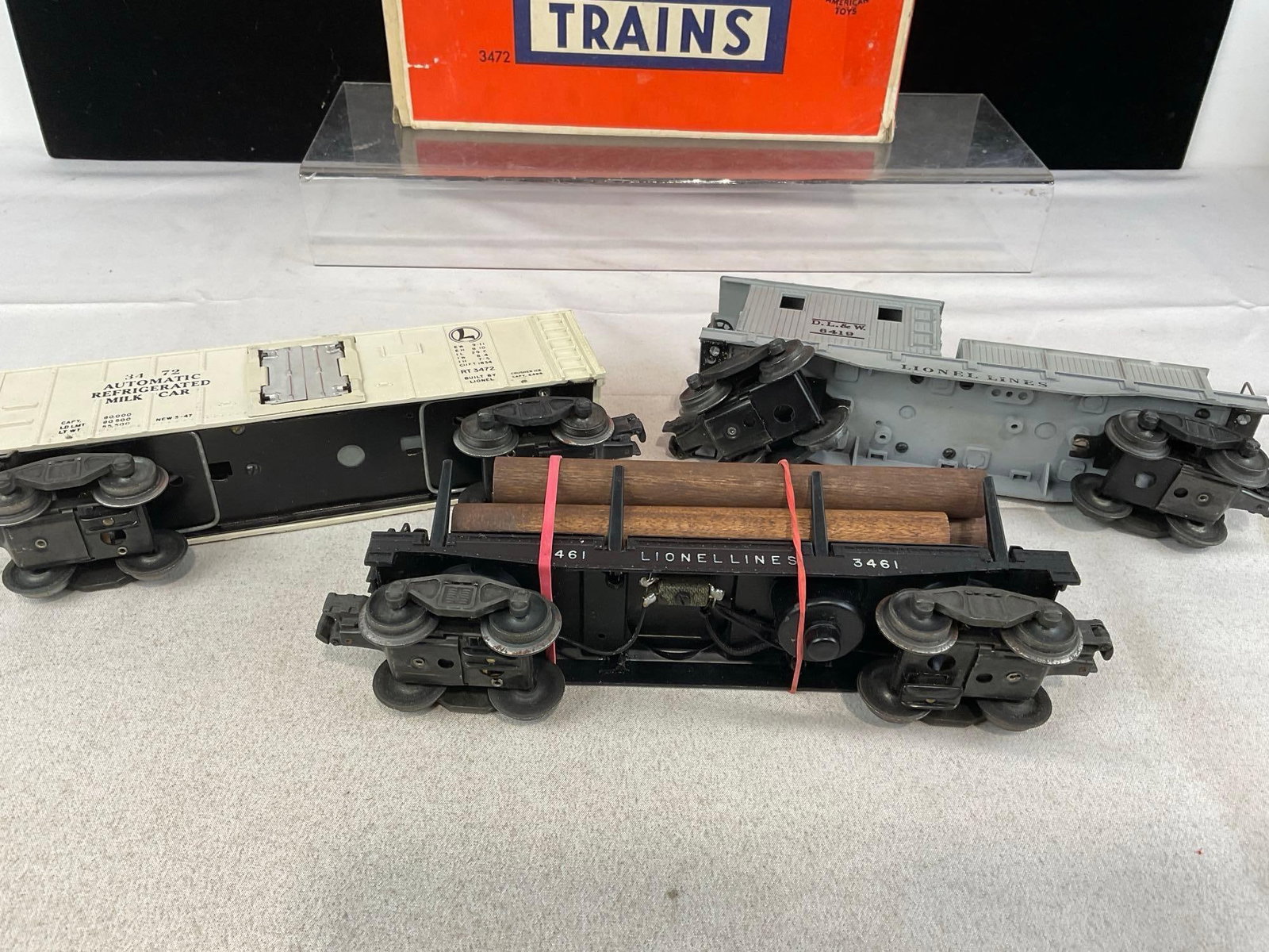 3 O-Gauge Lionel Electric Trains, Log Train 3461, 3472 DL&W Refrig Milk Car & 6419 Caboose w/boxes - 6