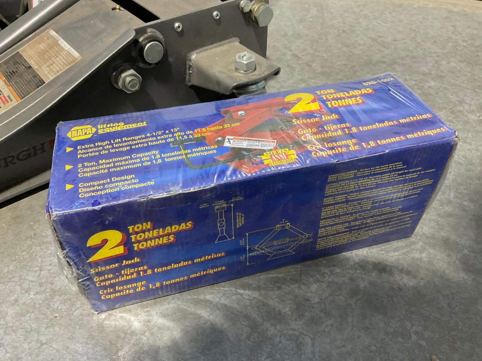 Pittsburgh Heavy Duty 3 Ton Floor Jack w/Rapid Pump, #62326 + 4 3 ton Jacks, Napa Scissor Jack 2 ... - 2