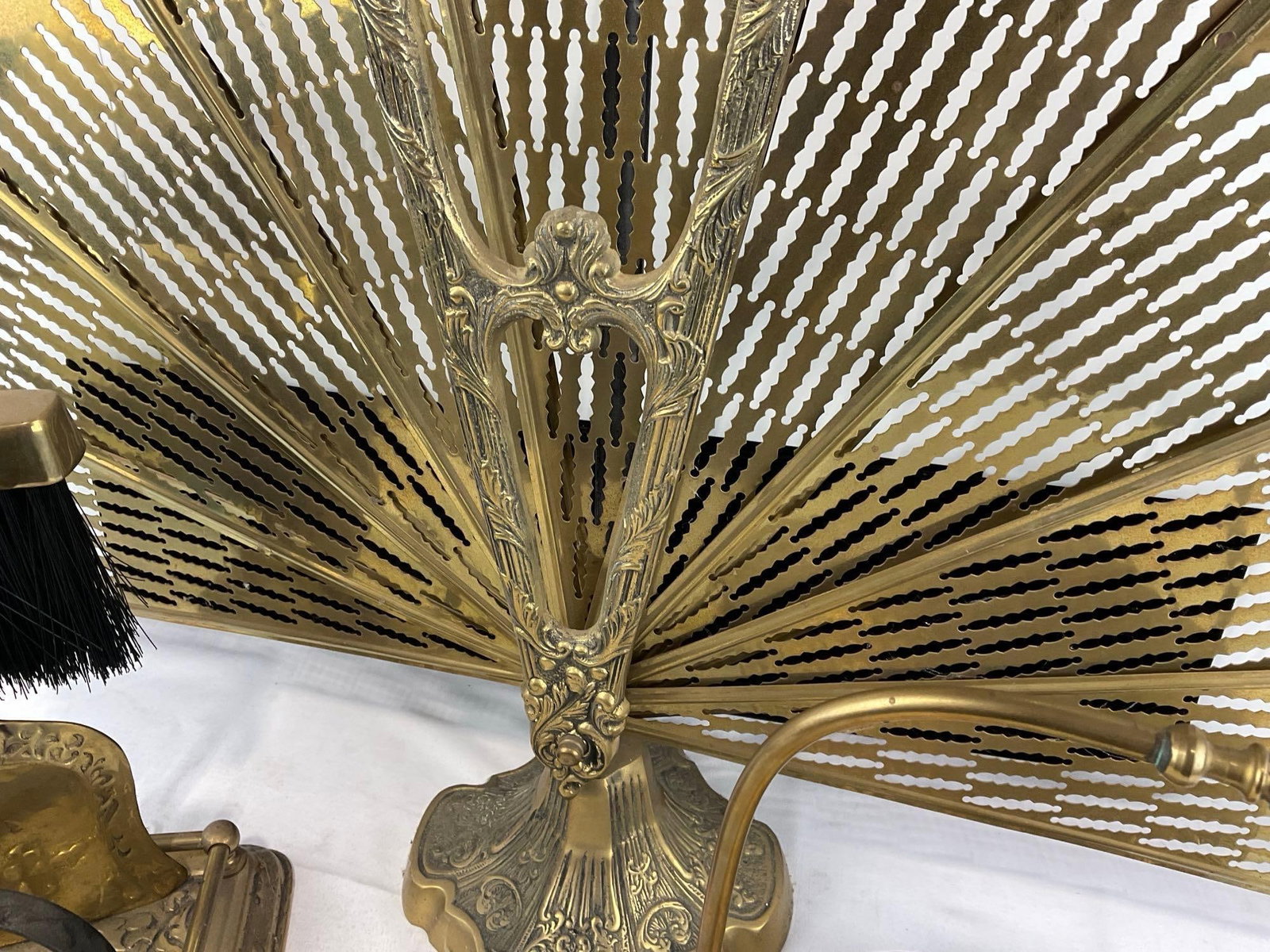 Cast Brass Fireplace Folding Screen, Log Holder, & Set of Tools, Poker, Large Tongs, Brush & Shovel - 5