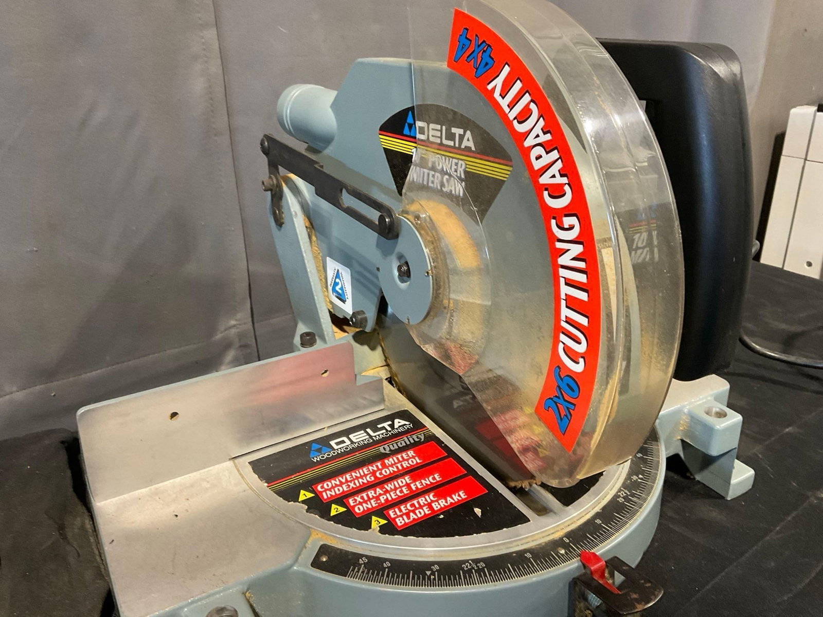 Delta 10 inch Power Miter Saw, tested & working, used, model 36-070 - 3