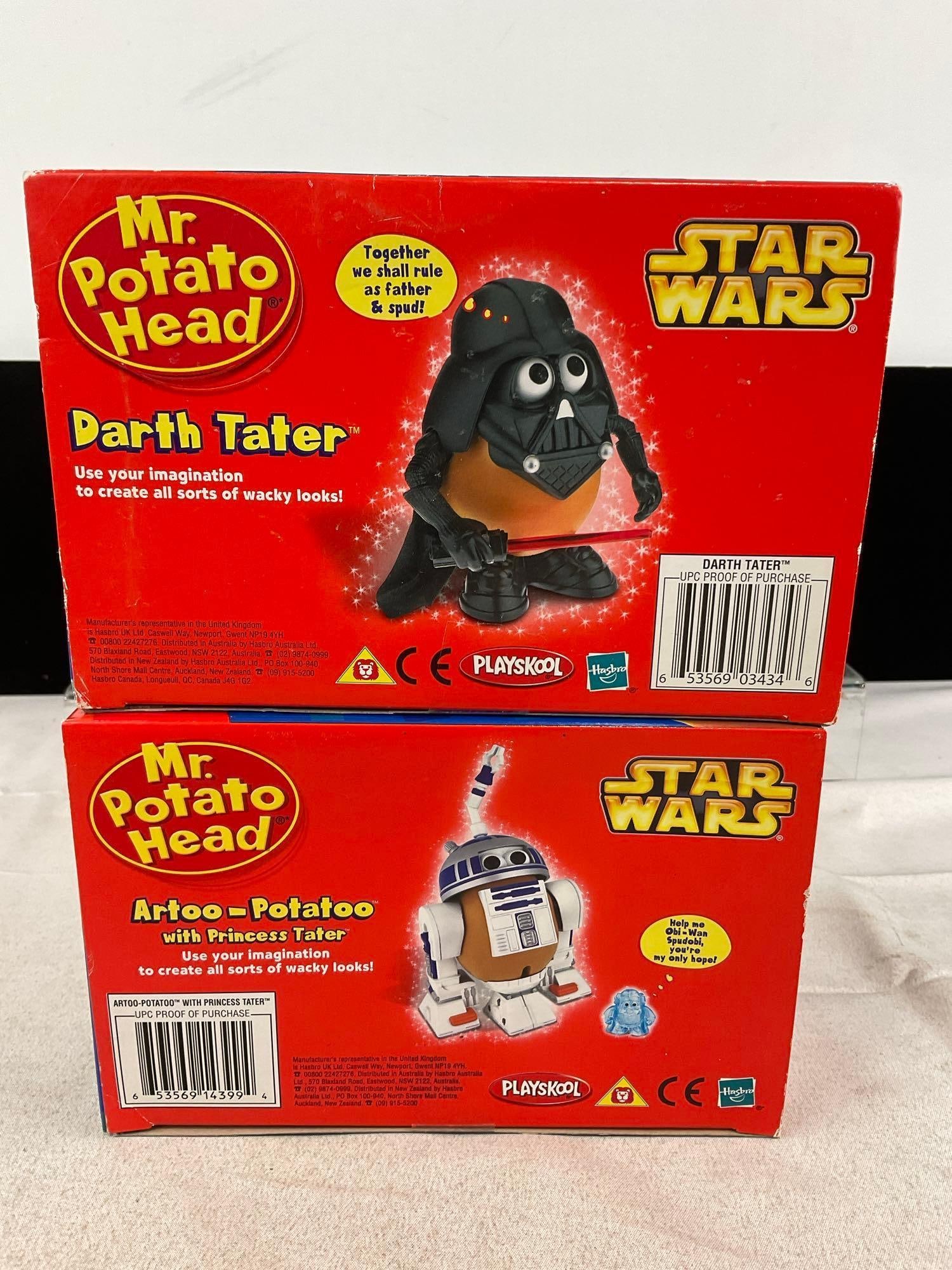Pair of Star Wars Playskool Mr. Potato Head Dolls, Darth Tater & Artoo-Potatoo in original packag... - 5