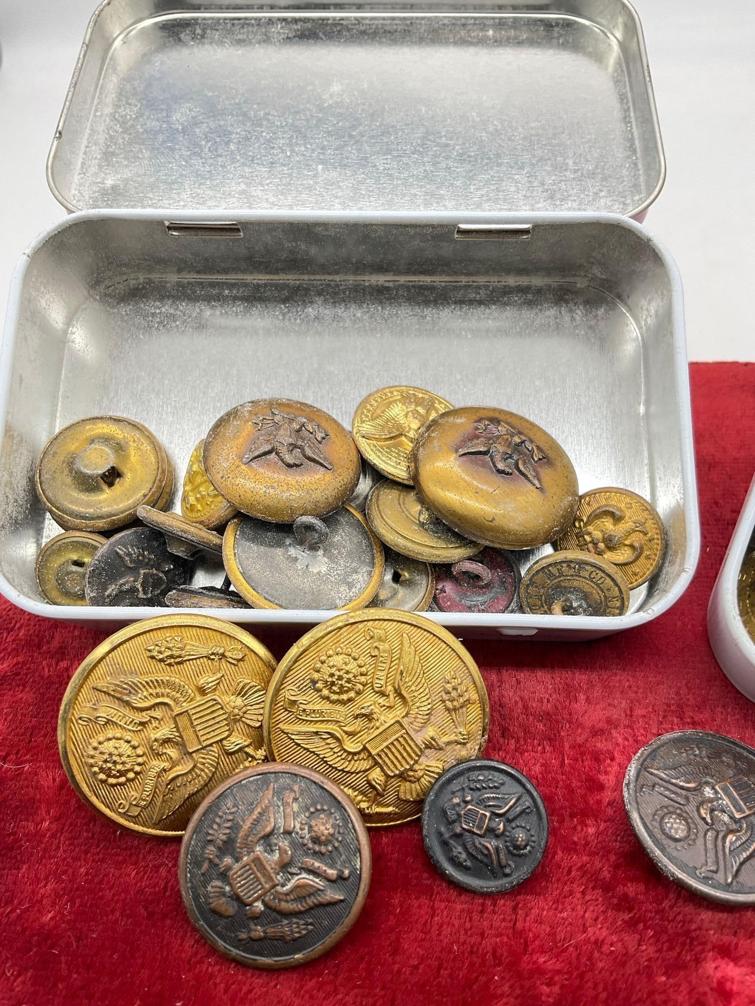 large selection Of antique US mIlitary buttons Civil war to Possibly WWII See pics - 2