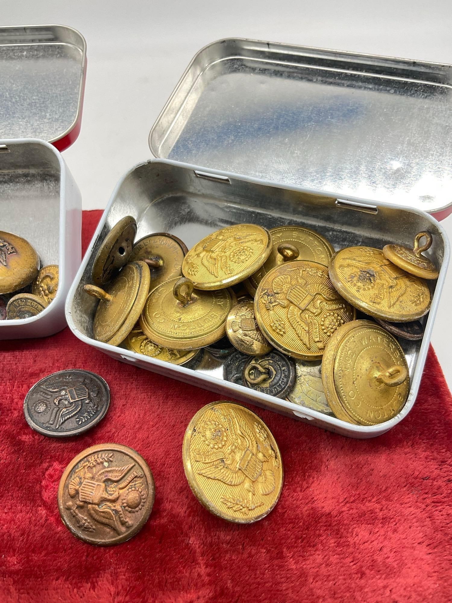 large selection Of antique US mIlitary buttons Civil war to Possibly WWII See pics - 3