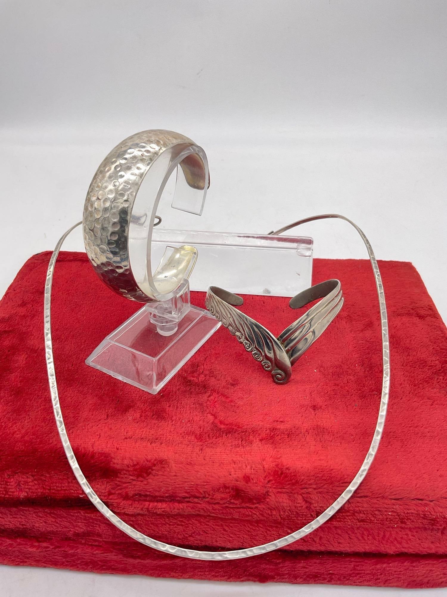 Pair of vintage Sterling silver cuff bracelets and a choker style Necklace see pics: Approx 48 grams 