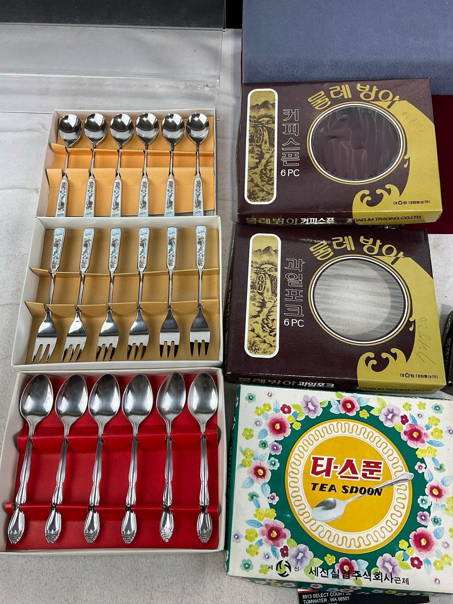 Collection of Chinese & Korean Spoons, Tea & Soup, + Small Chop Sticks, in box & cases - 8