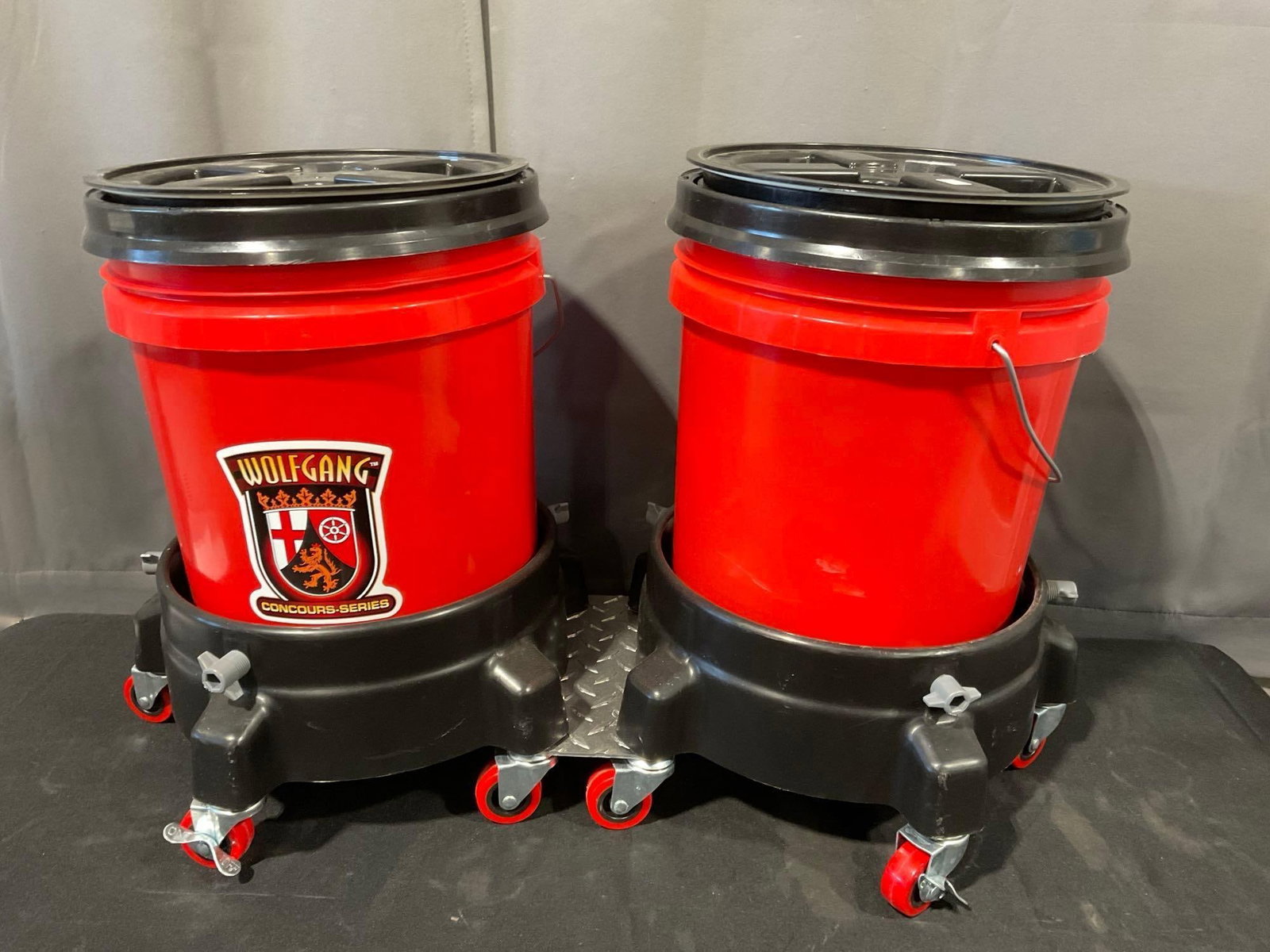 Wolfgang Concours Series Complete Wash System w/Dolly, 2 5 Gallon Red Buckets: Appears to be in good shape. The piece measures approx 19h x 30w x 18d inches. See pics. E-5600