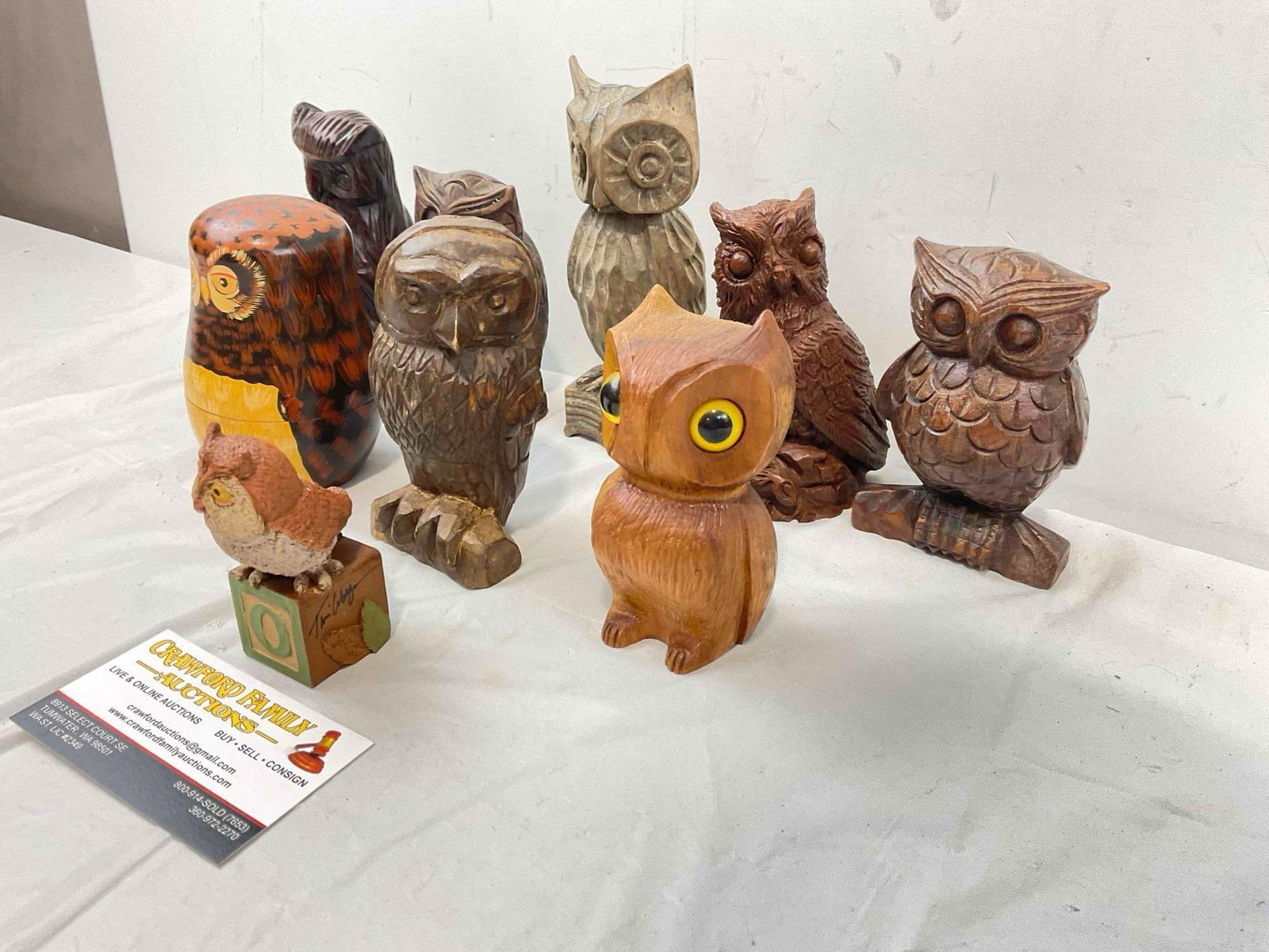 9 pcs Vintage Carved Wooden Owl Figurines, incl. 1x Enesco Matryoshka Nesting Doll. See pics. - 2