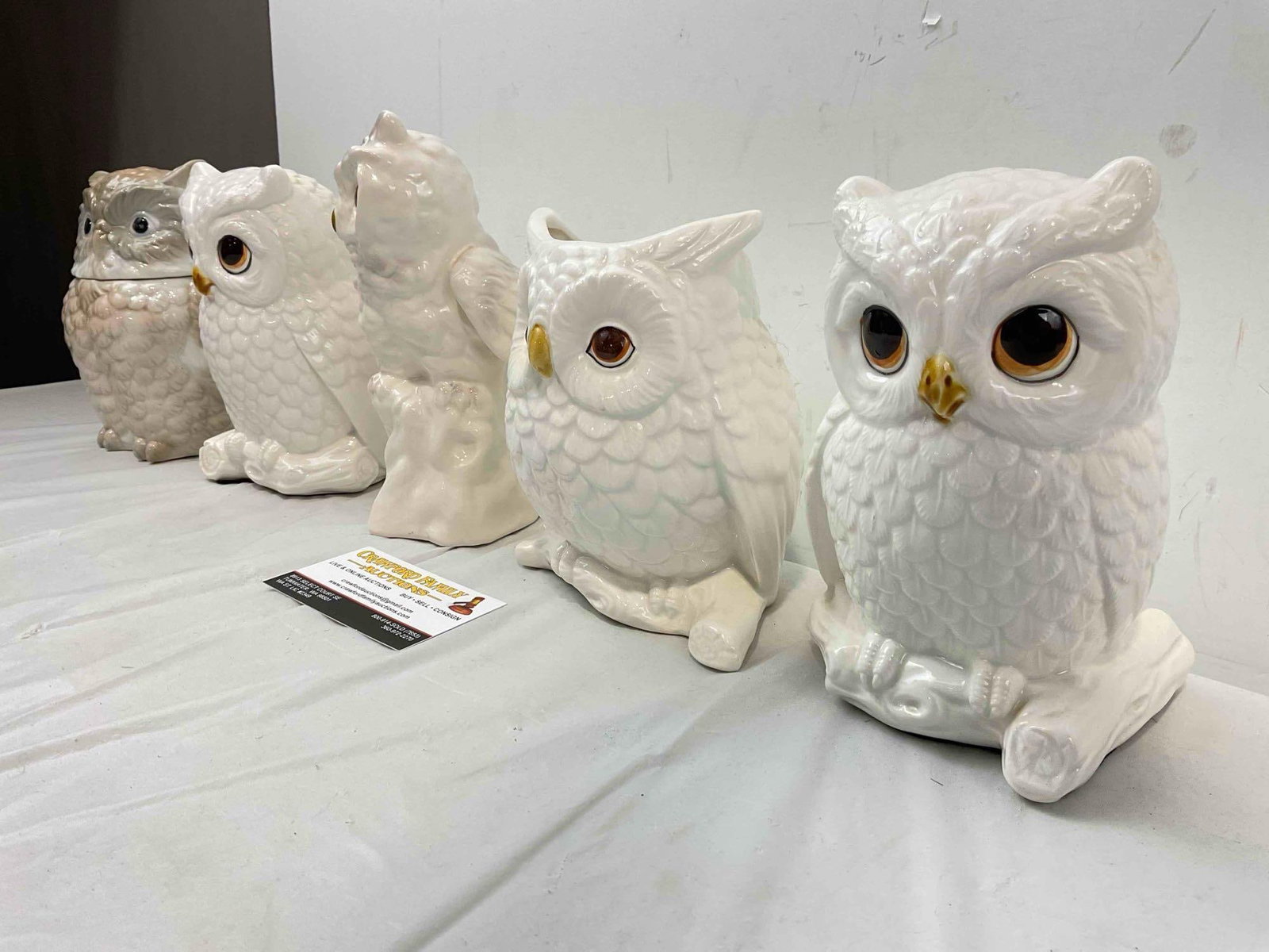 5 pcs Vintage White Ceramic Owl Figurines, incl. Napcoware Japanese. Good Condition. See pics. - 2
