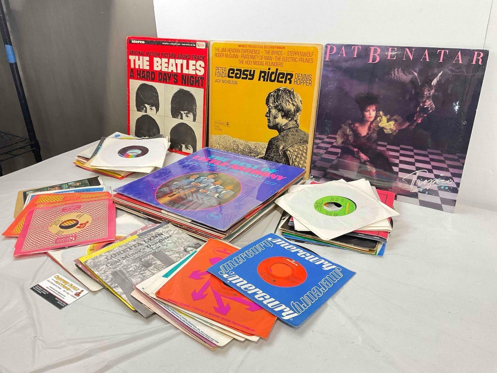30+ pcs Vintage Vinyl Record Music Album Collection, incl. The Beatles, Soundtracks & More! - 2