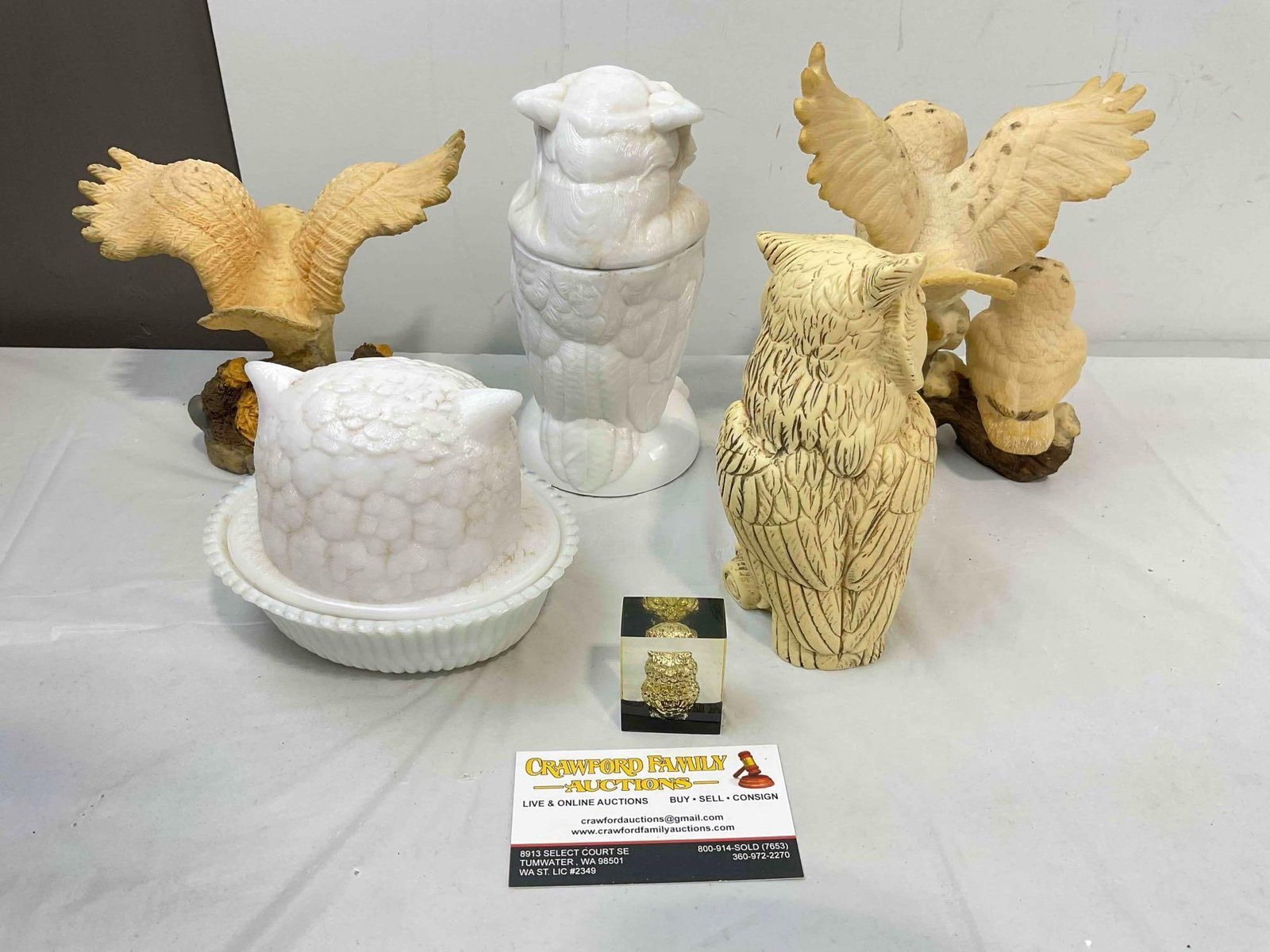 6 pcs Vintage Owl Figurines, incl. 2x Milk Glass & 4x Resin. Good Condition. See pics. - 4