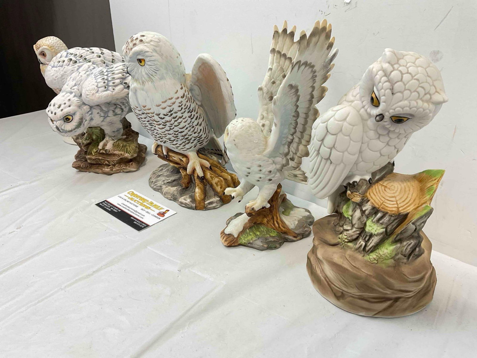 5 pcs Vintage Ceramic Owl Figurines, incl. 1x Music Box, 1x Enesco, 1x UTC Japan & More! - 3