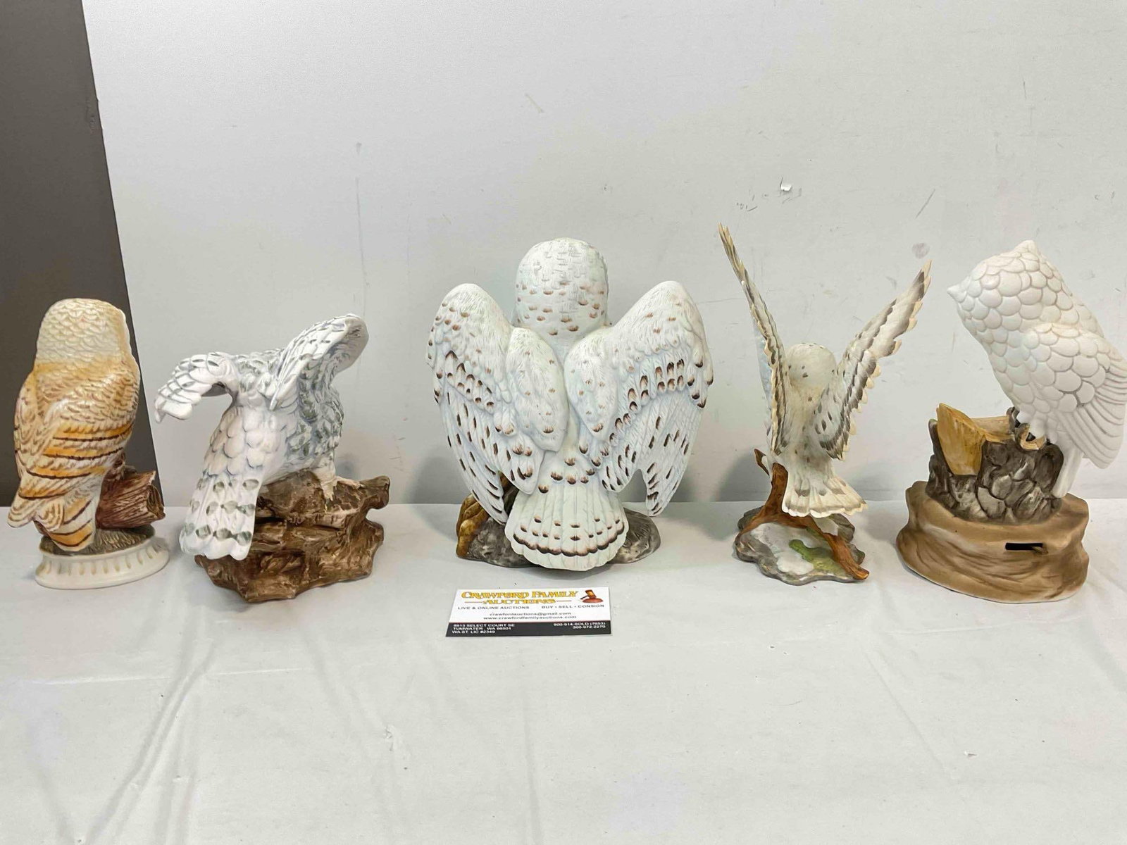 5 pcs Vintage Ceramic Owl Figurines, incl. 1x Music Box, 1x Enesco, 1x UTC Japan & More! - 5